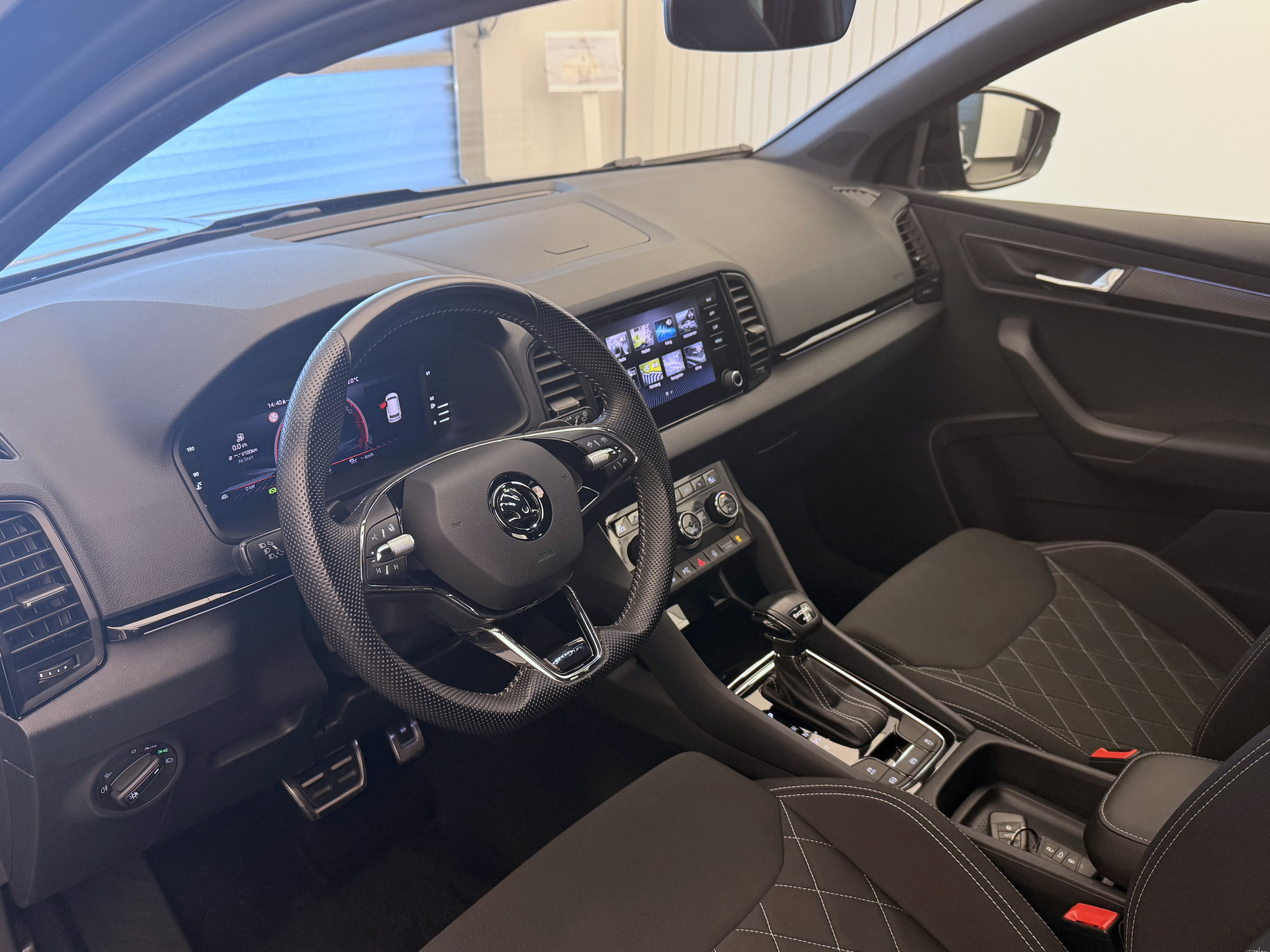 listing desktop thumbnail image 7