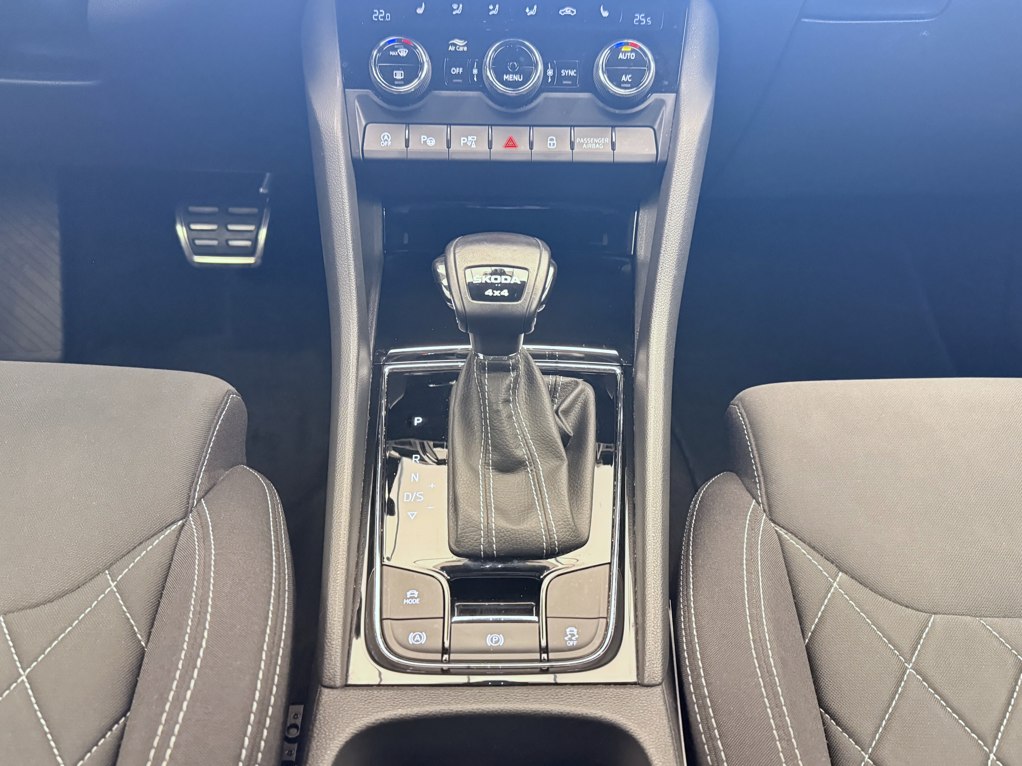 listing desktop thumbnail image 12