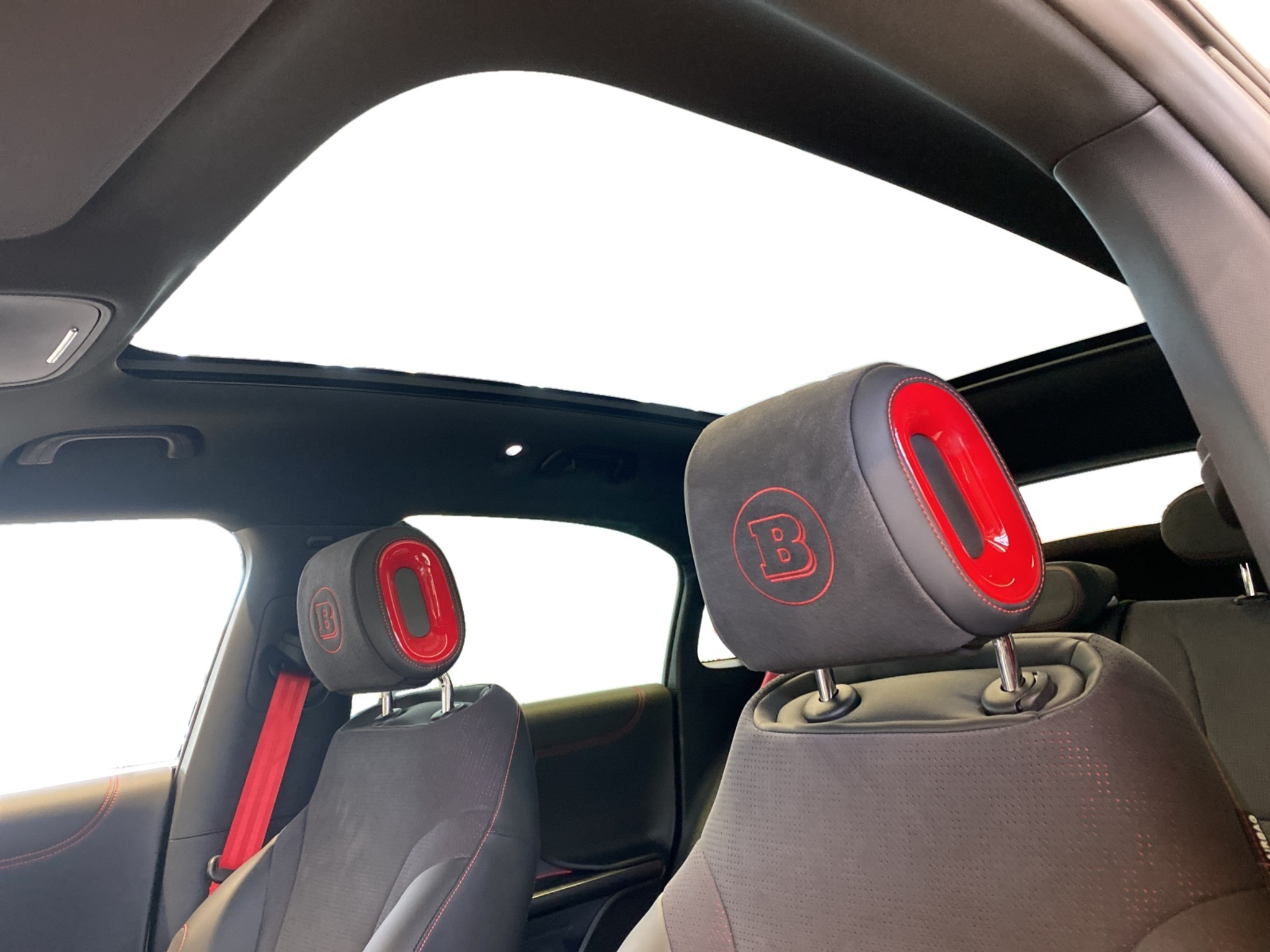 listing desktop thumbnail image 11