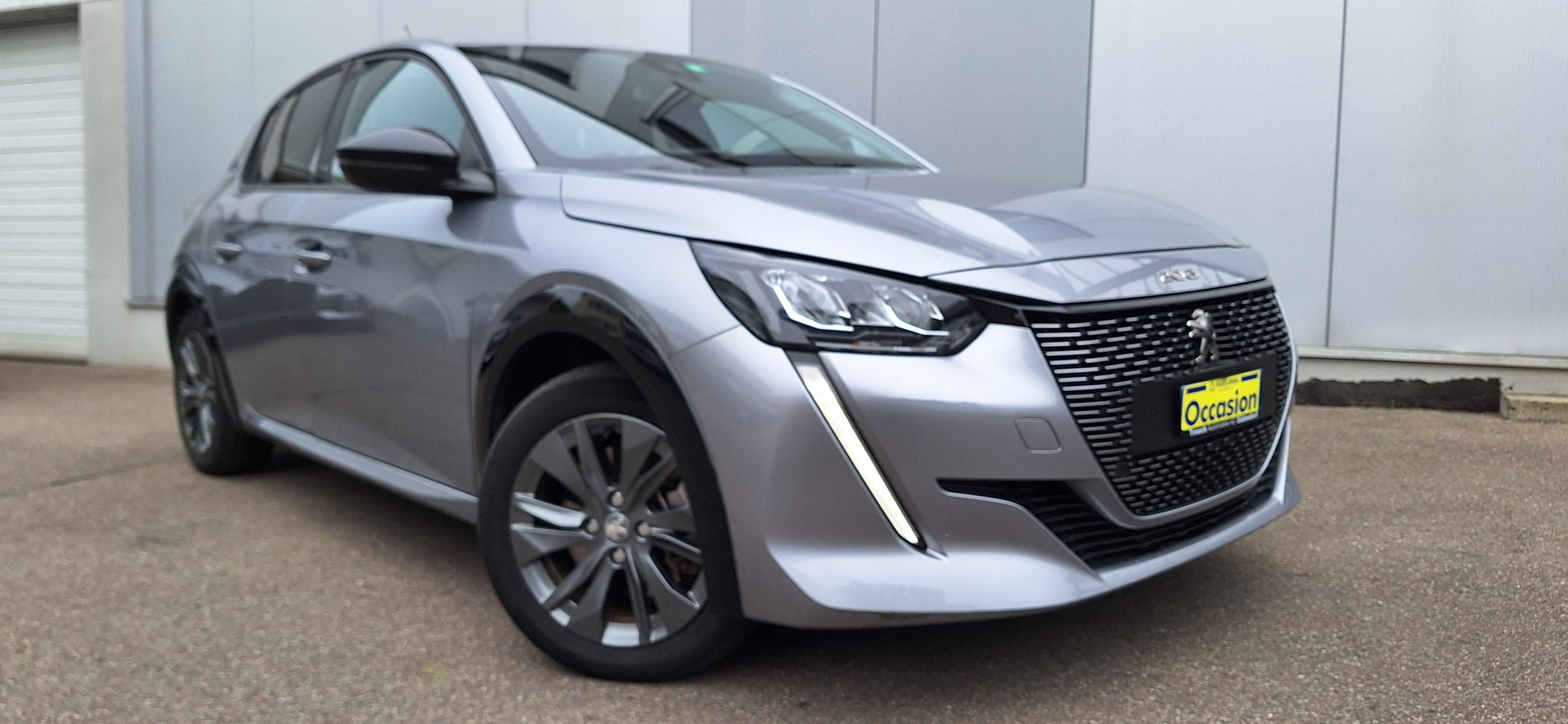 car-image-0