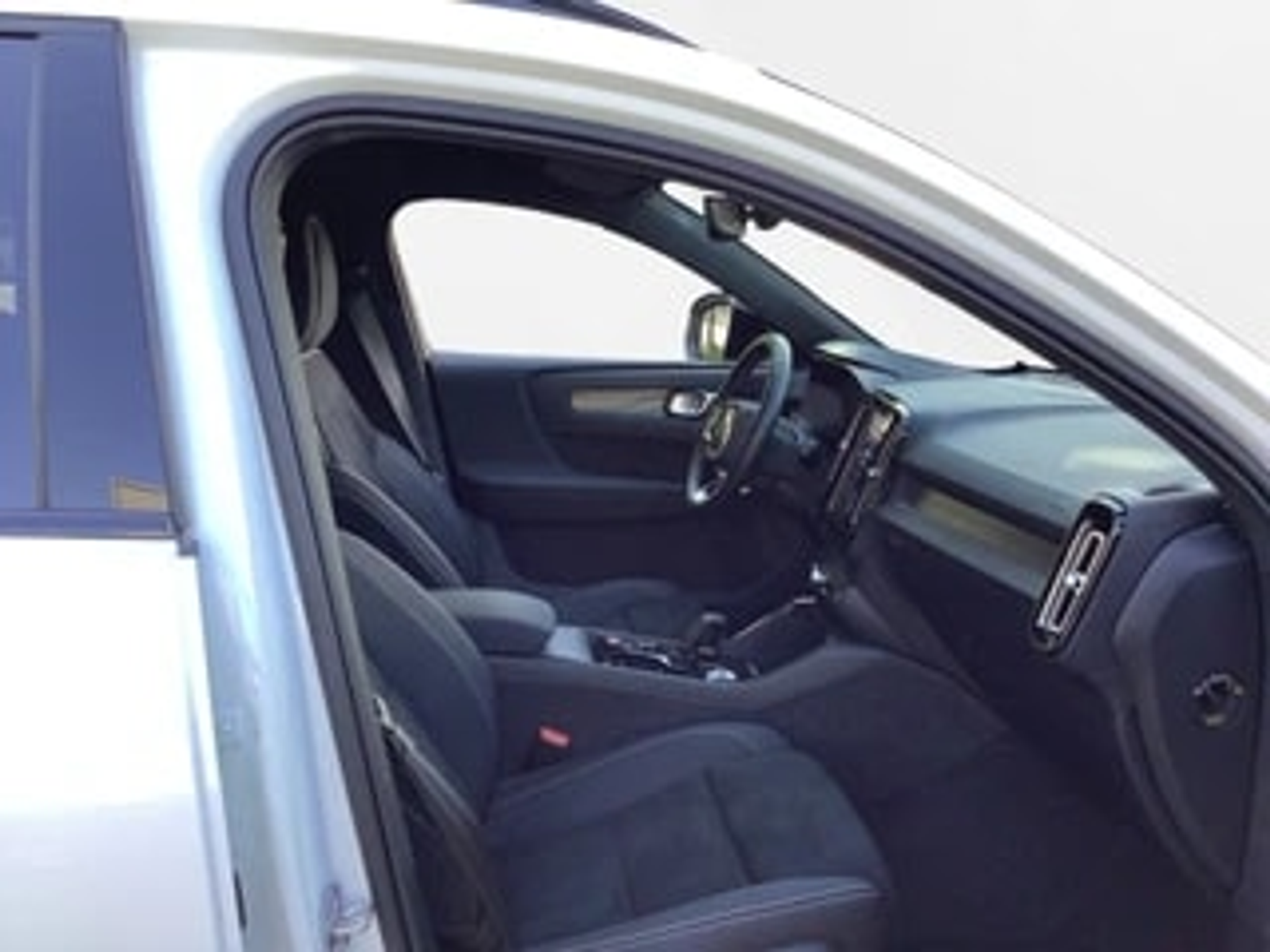 listing desktop thumbnail image 15