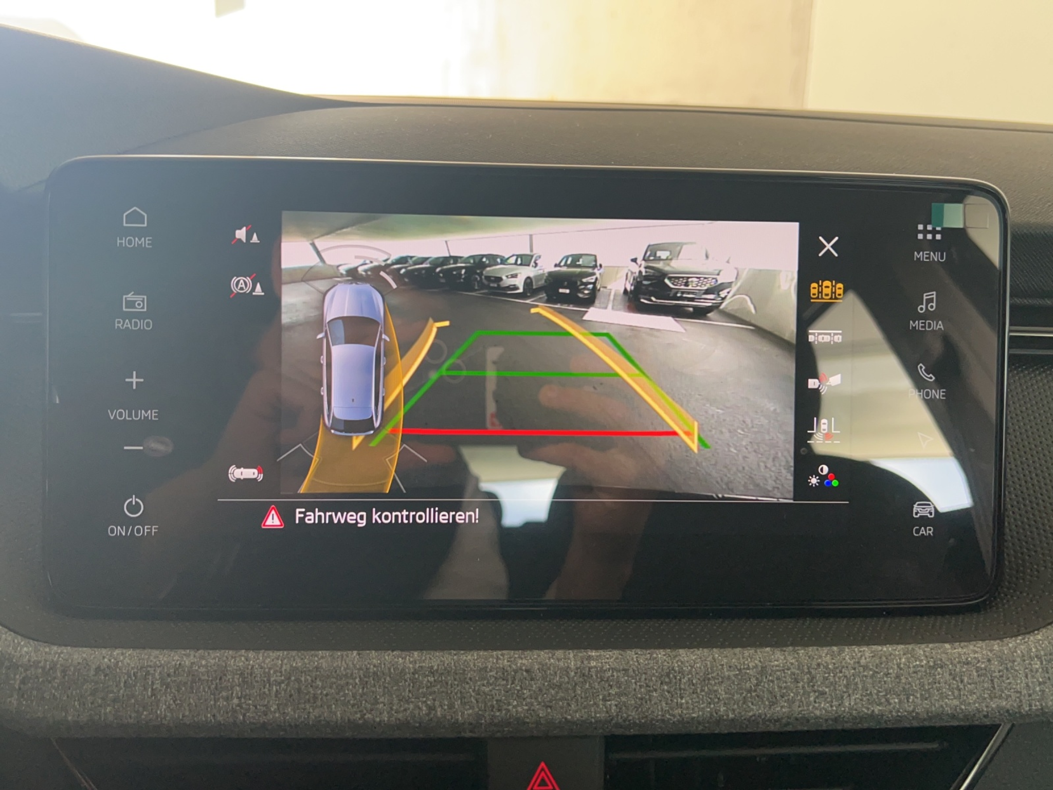 listing desktop thumbnail image 10