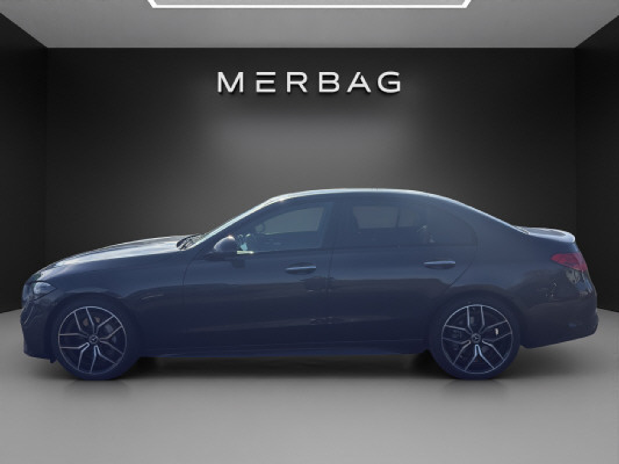 listing desktop thumbnail image 3