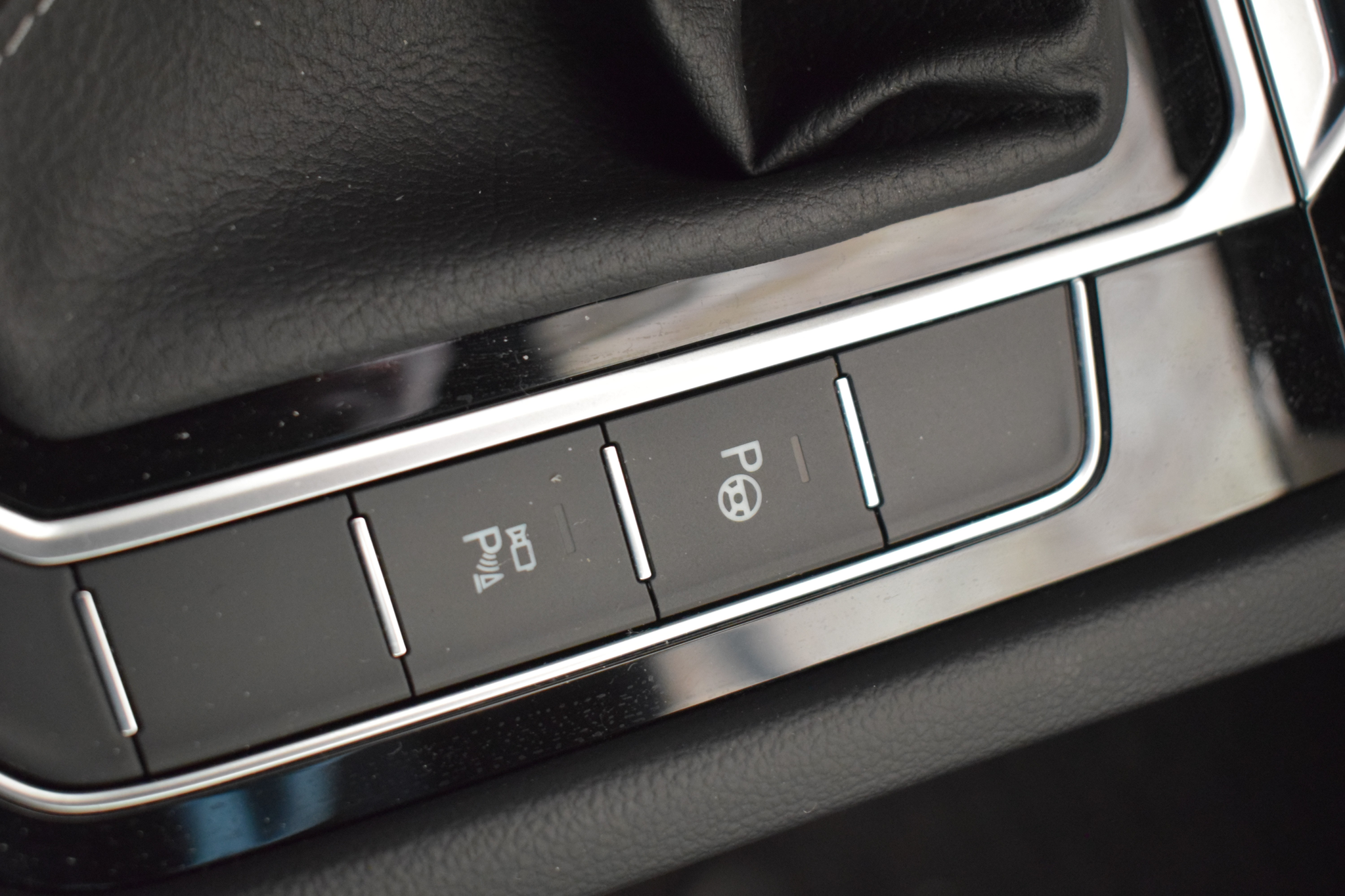 listing desktop thumbnail image 26