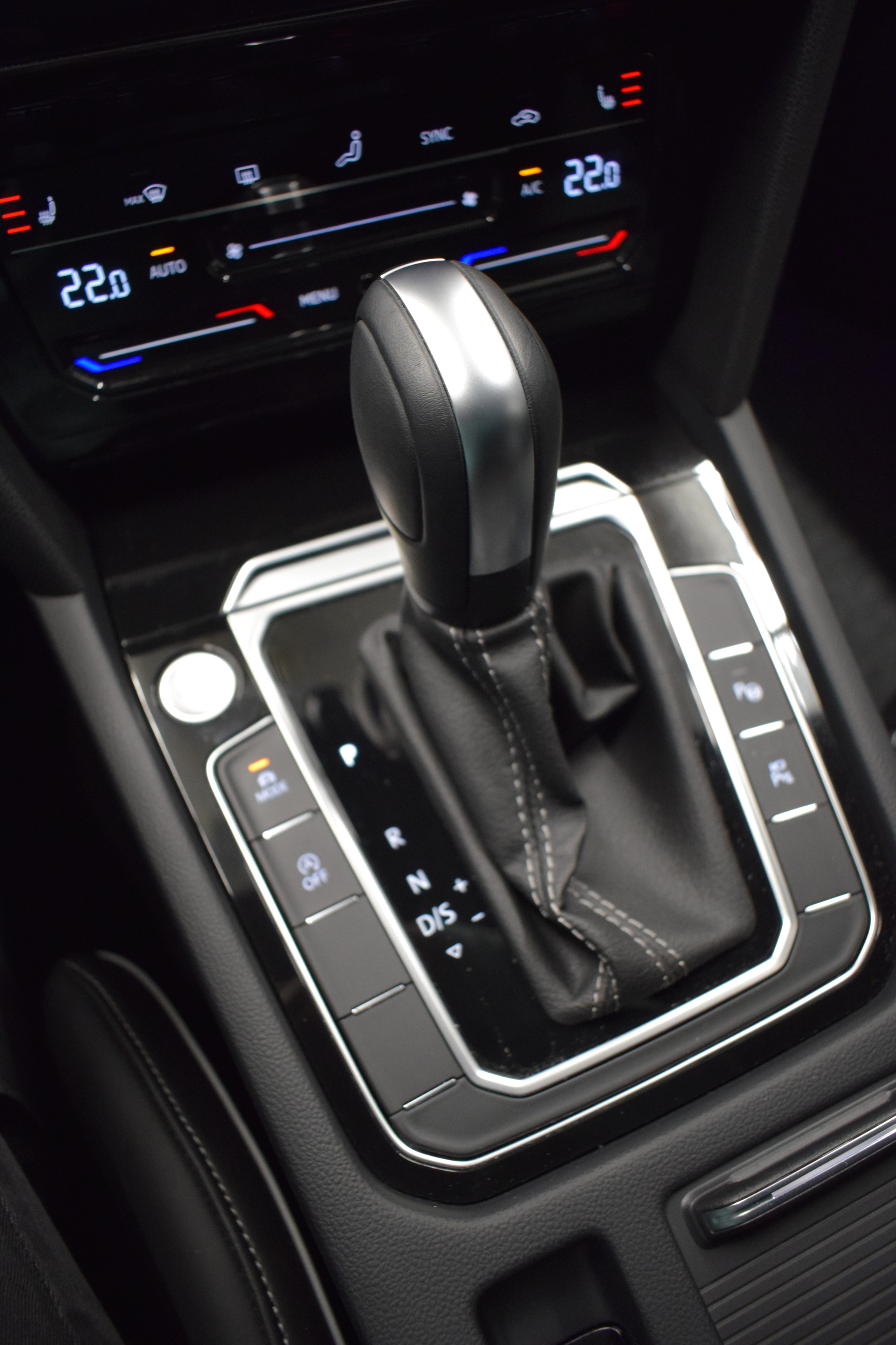 listing desktop thumbnail image 24