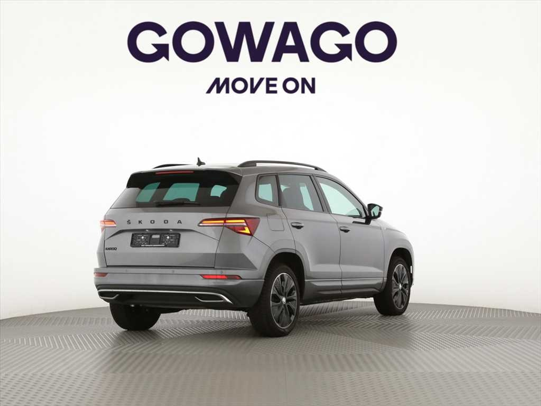 listing desktop thumbnail image 1