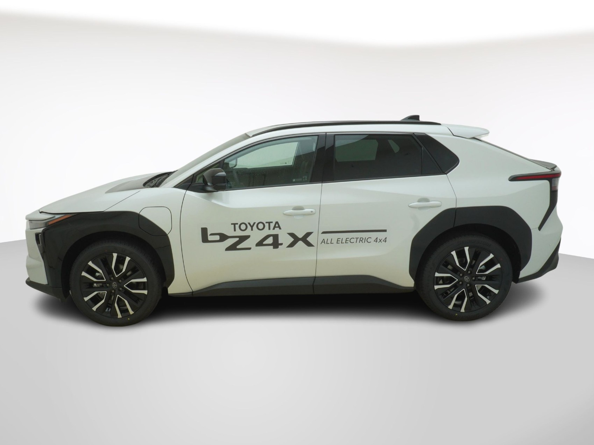 listing desktop thumbnail image 1