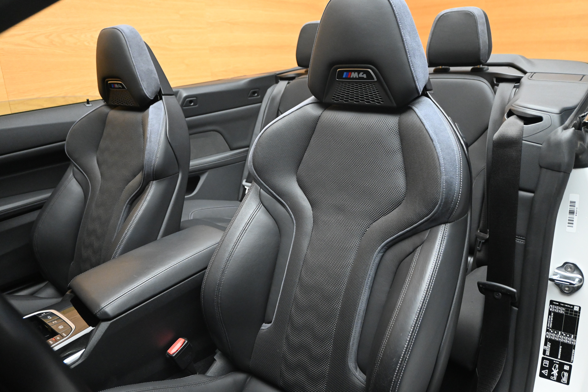 listing desktop thumbnail image 6