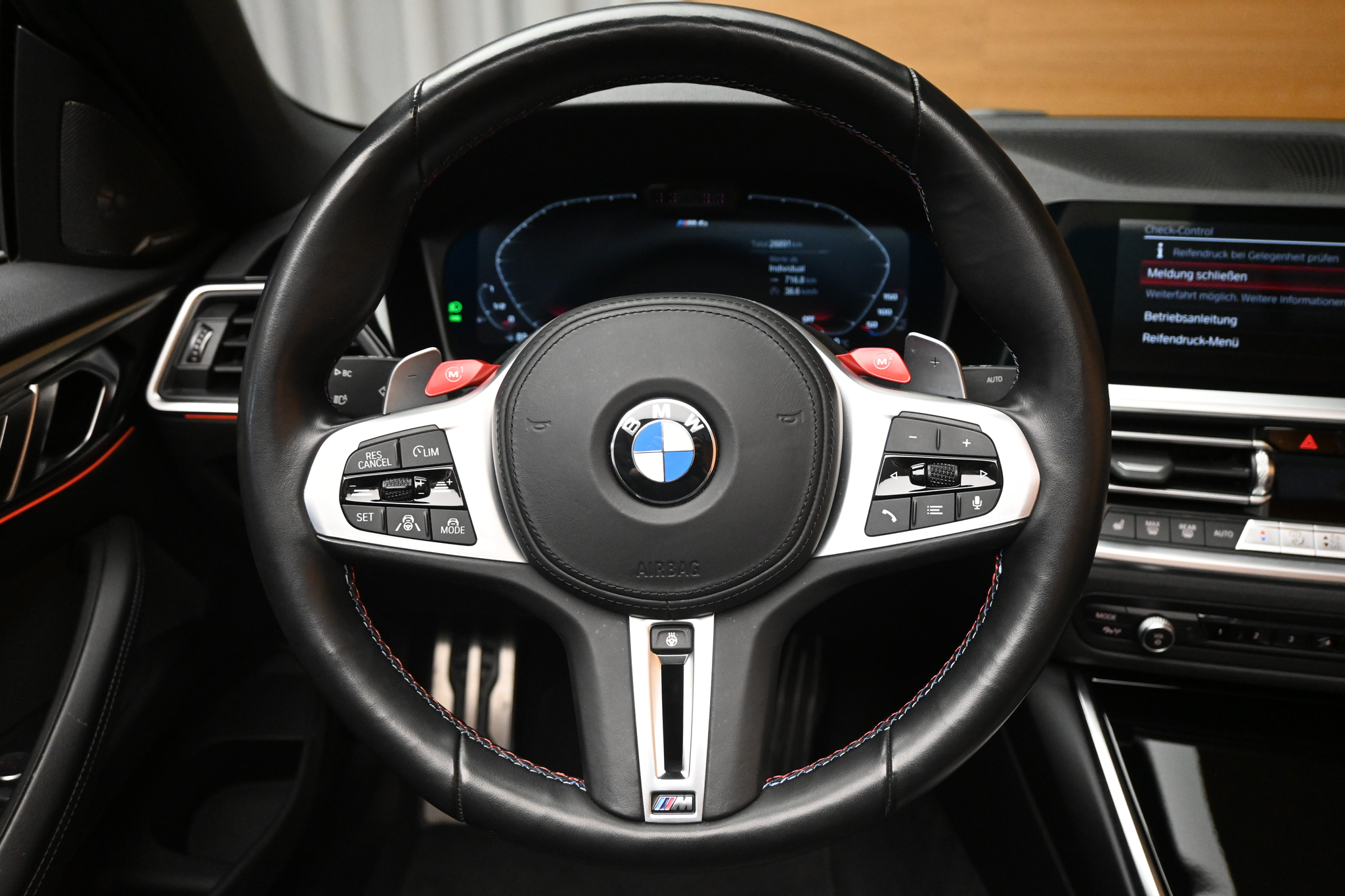 listing desktop thumbnail image 10