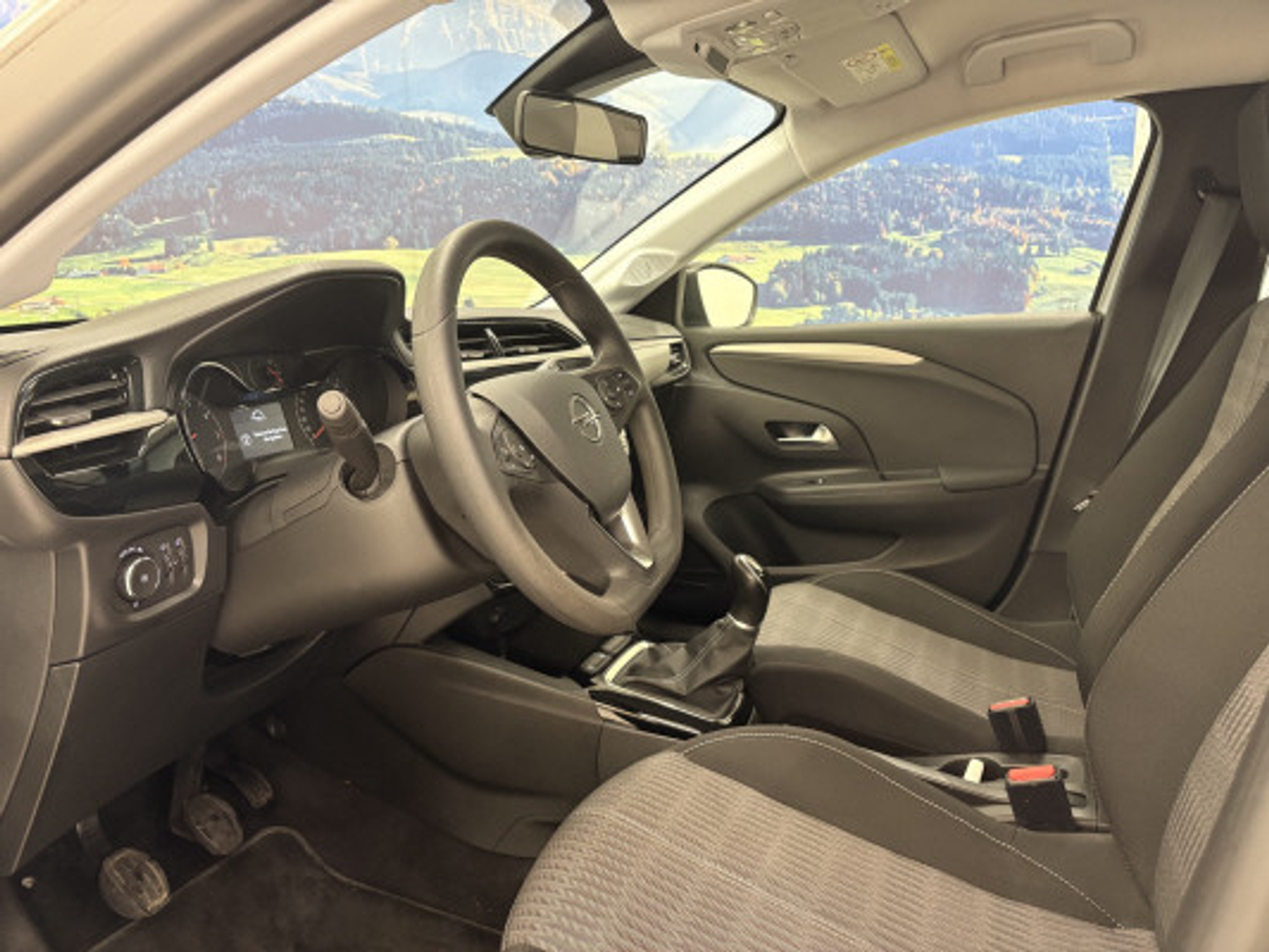 listing desktop thumbnail image 4