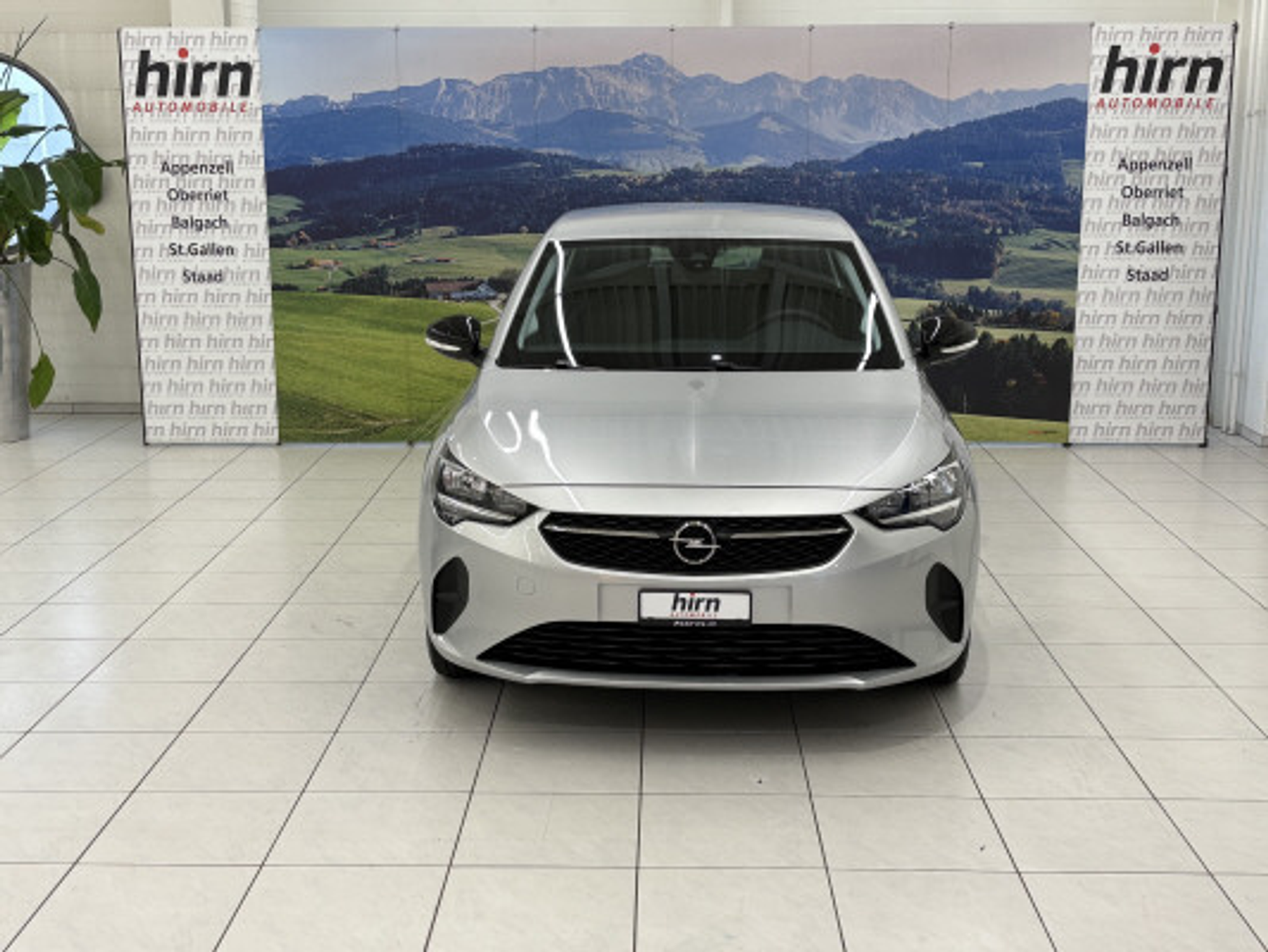 listing desktop thumbnail image 1