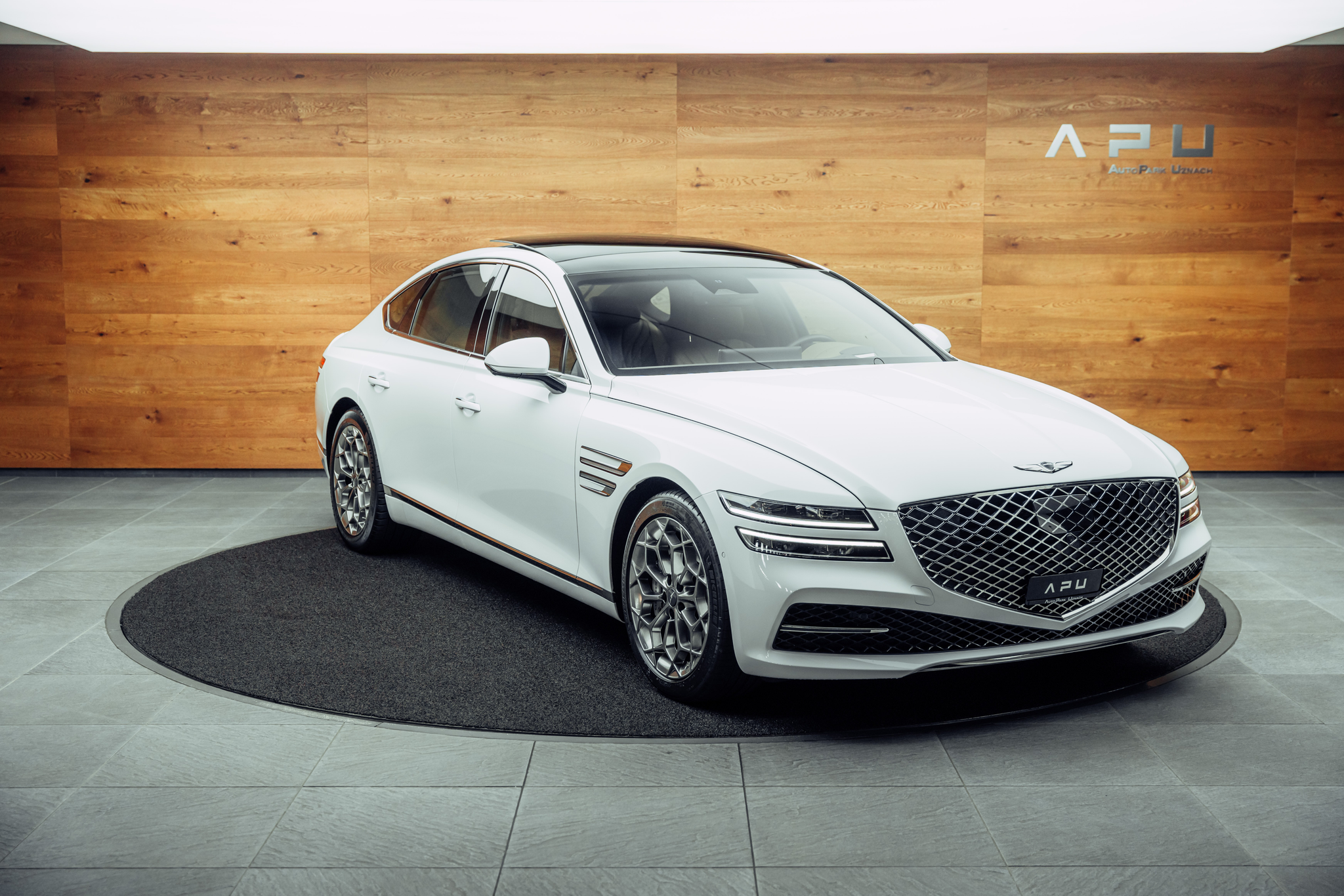 listing desktop thumbnail image 0