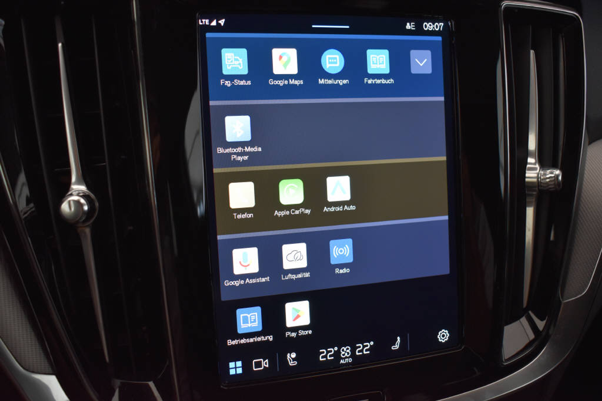 listing desktop thumbnail image 11