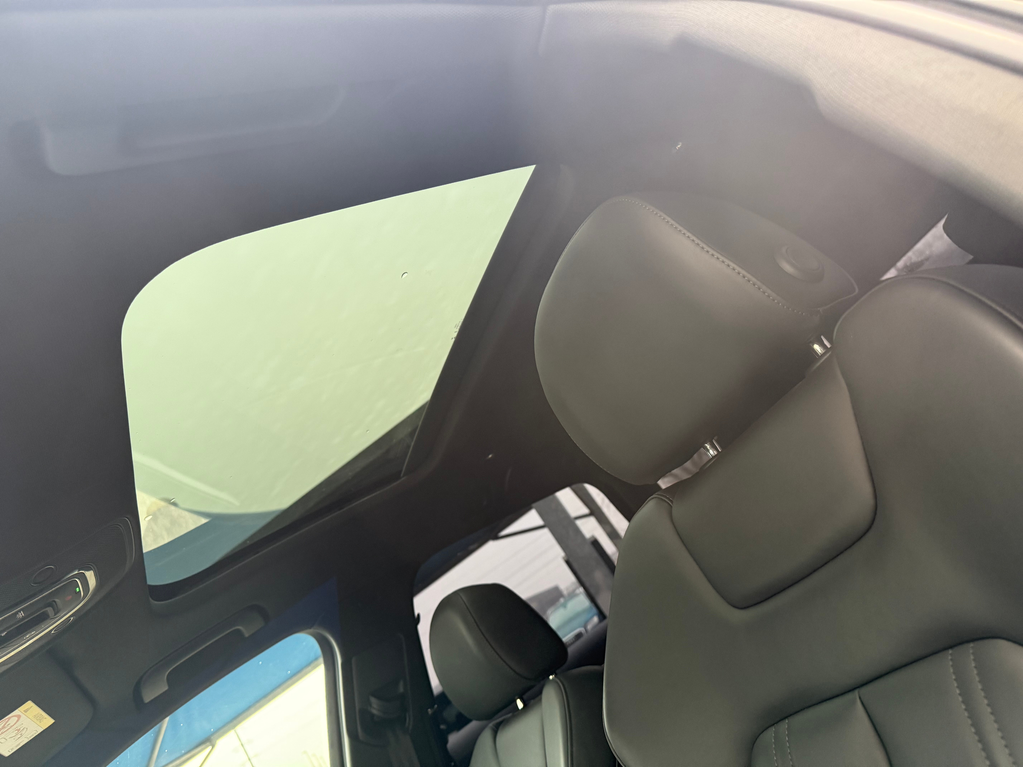 listing desktop thumbnail image 8