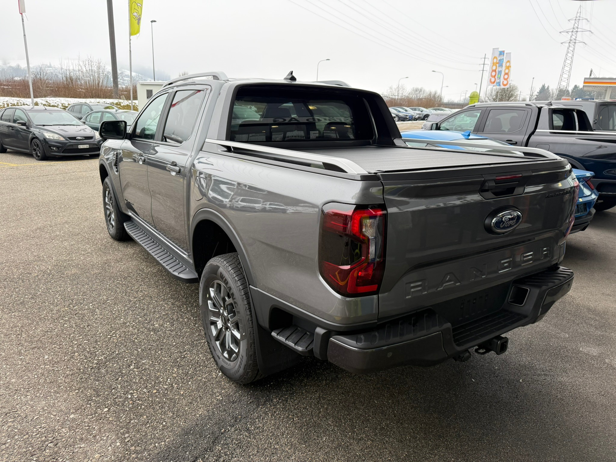 listing desktop thumbnail image 4