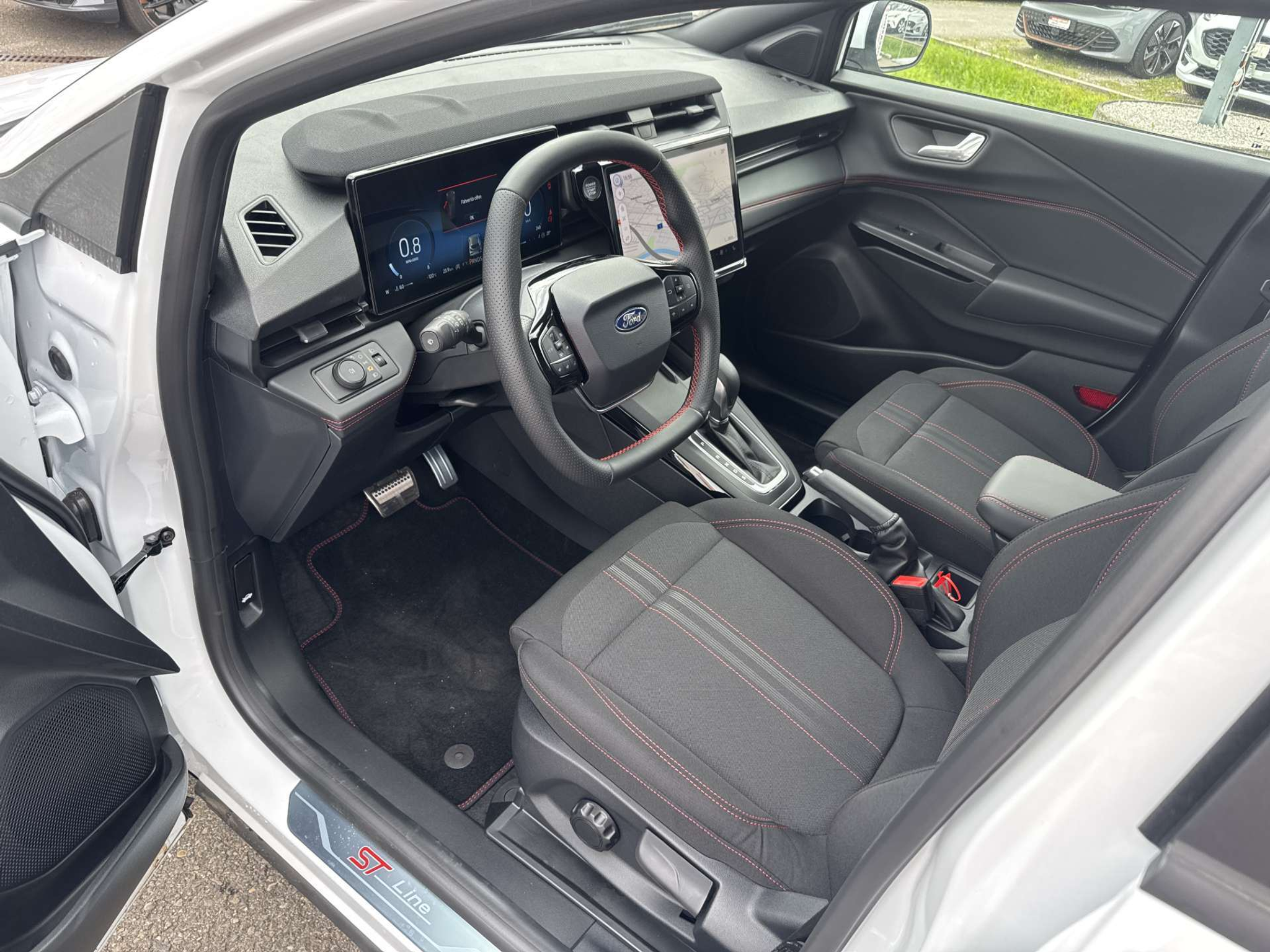 listing desktop thumbnail image 2