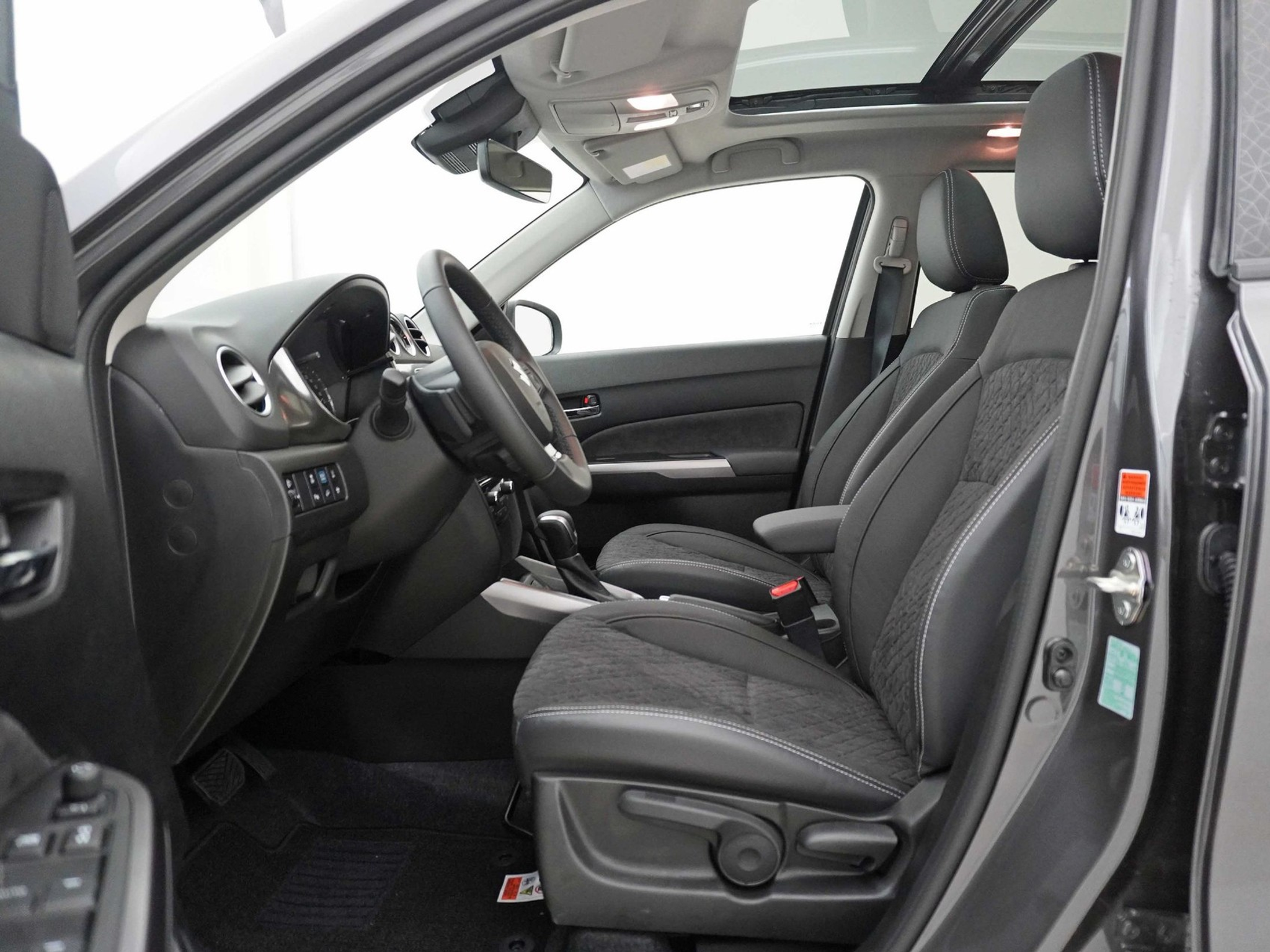 listing desktop thumbnail image 6