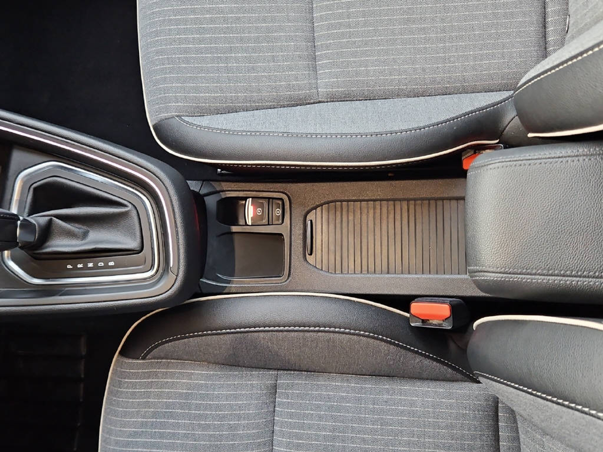 listing desktop thumbnail image 6