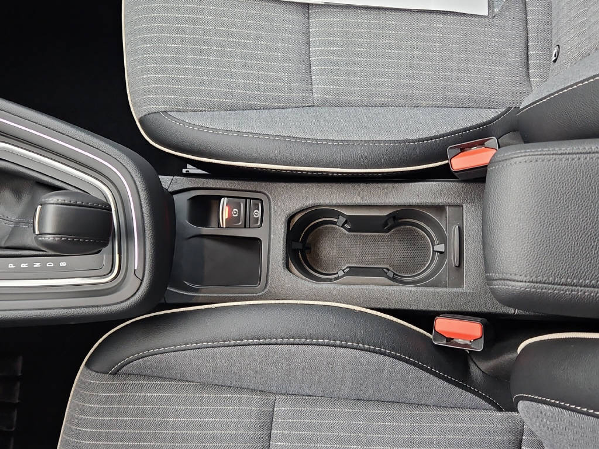 listing desktop thumbnail image 6