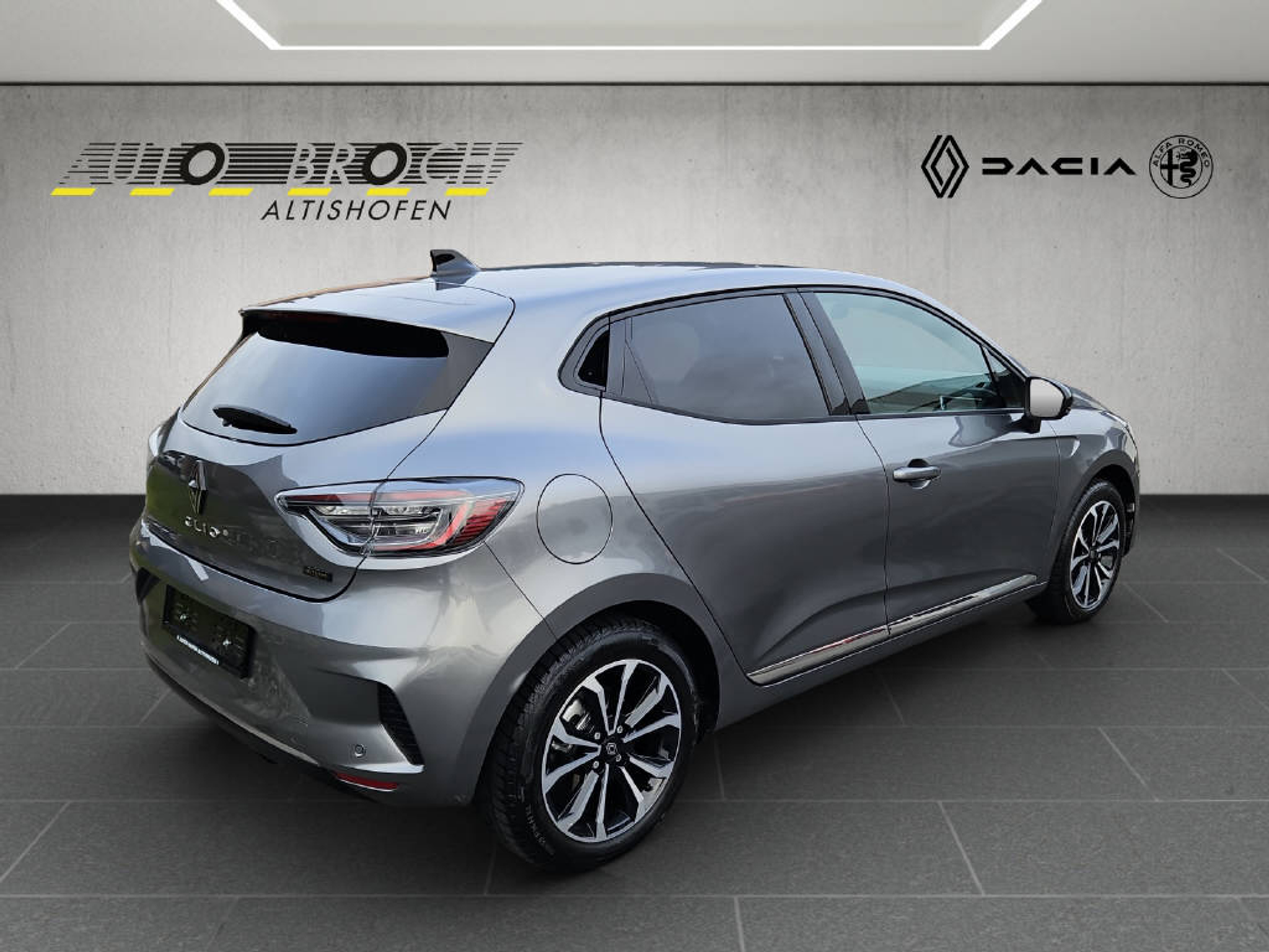 listing desktop thumbnail image 3