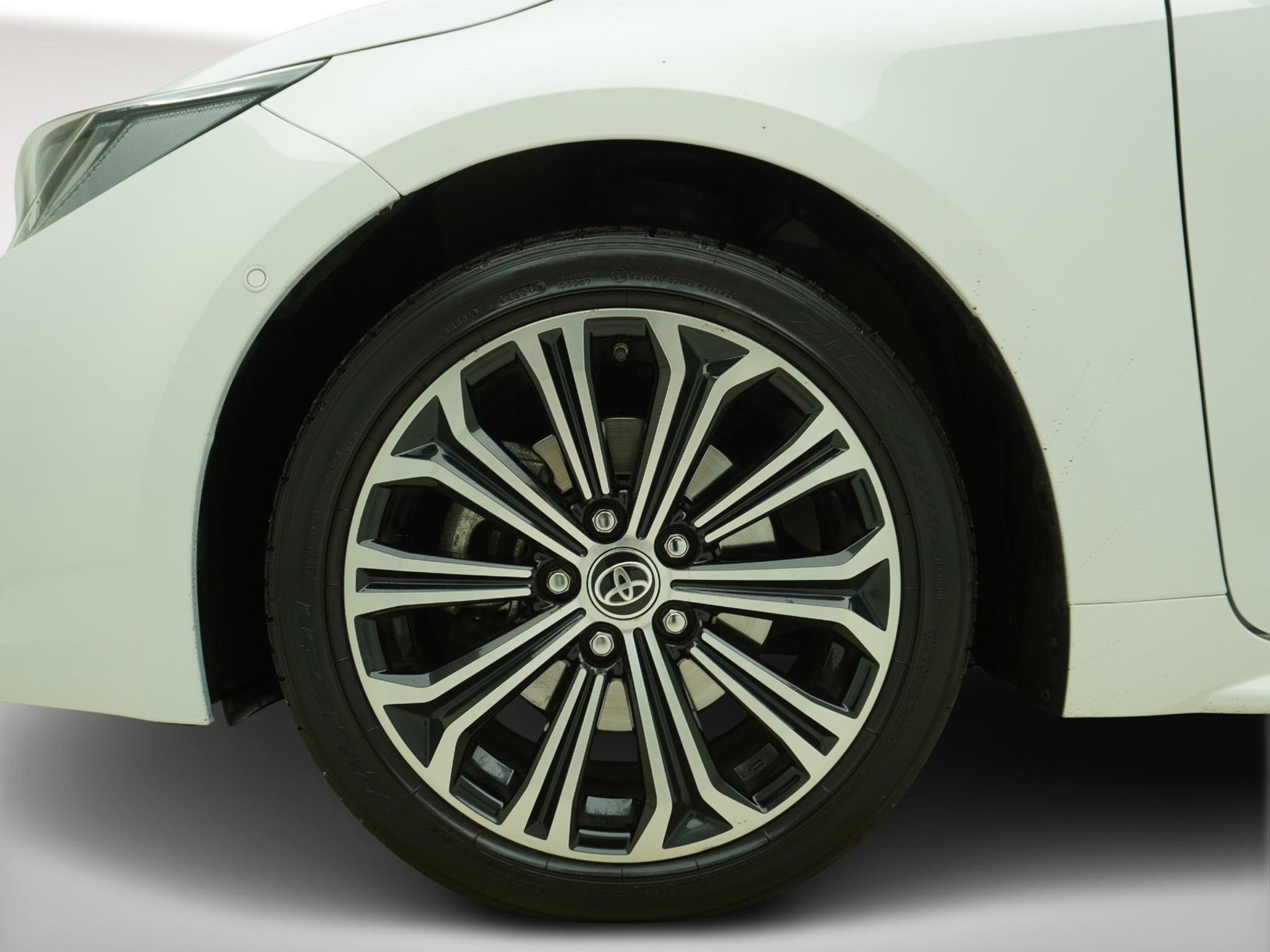 listing desktop thumbnail image 5