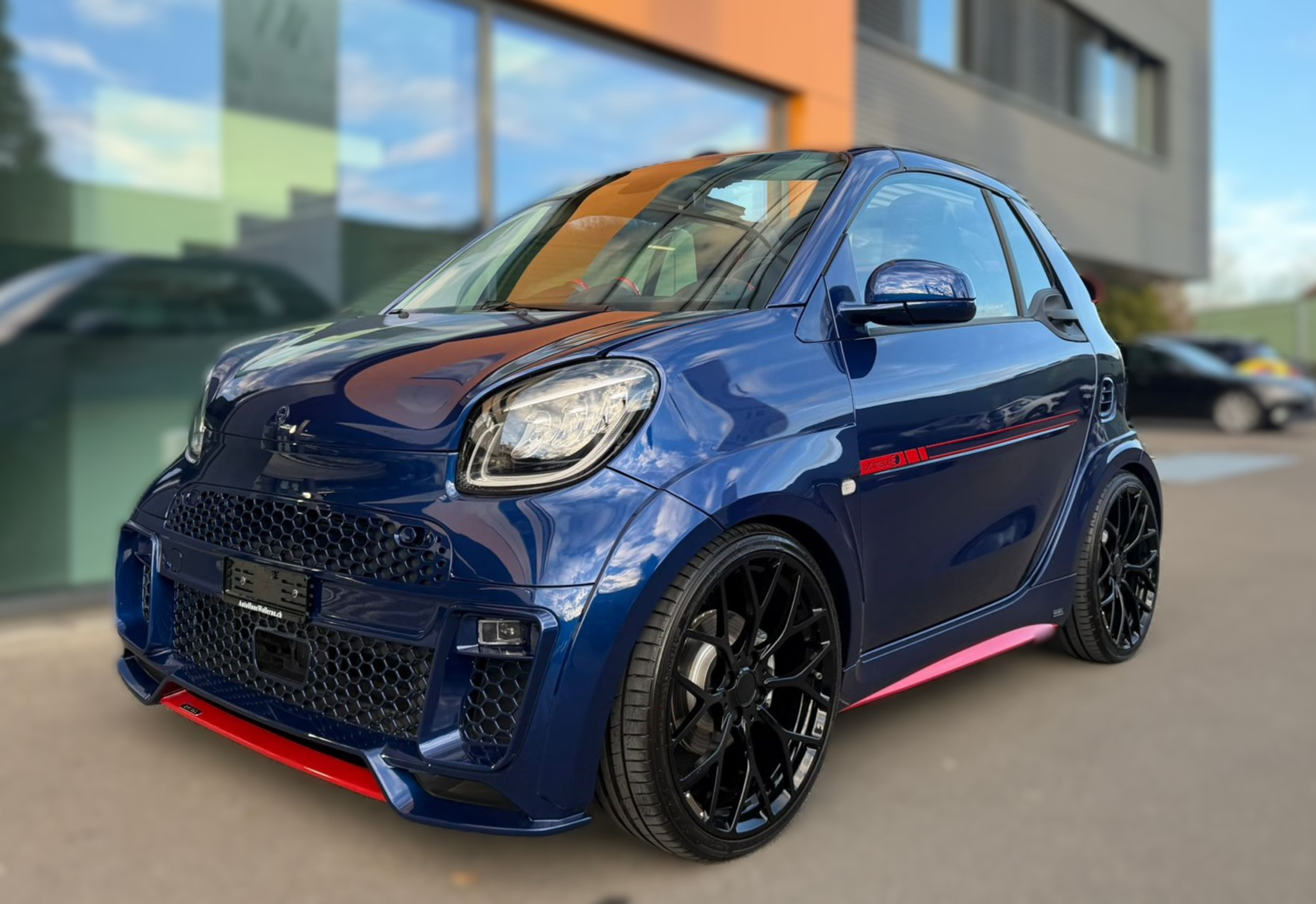 listing desktop thumbnail image 14