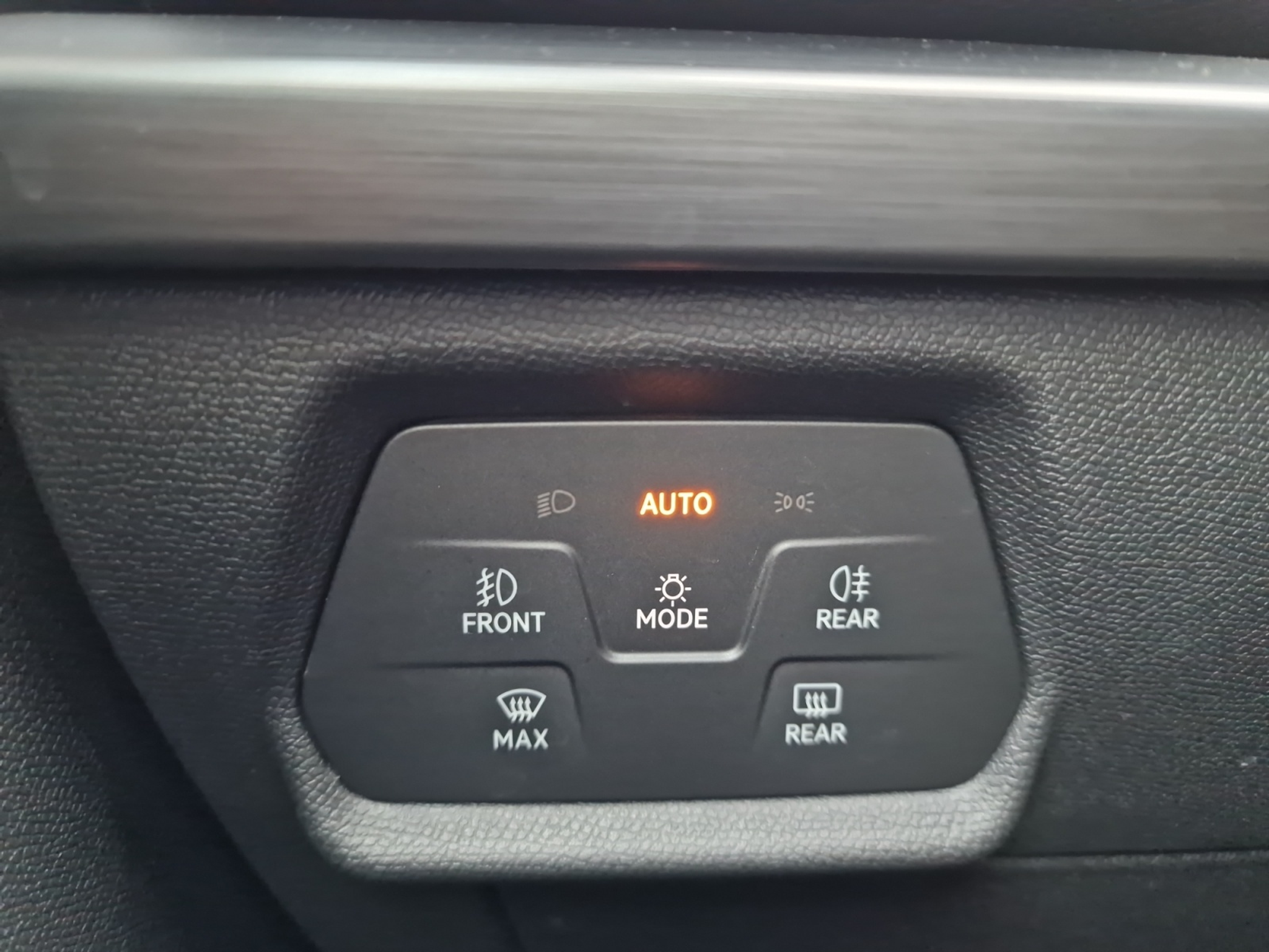 listing desktop thumbnail image 15