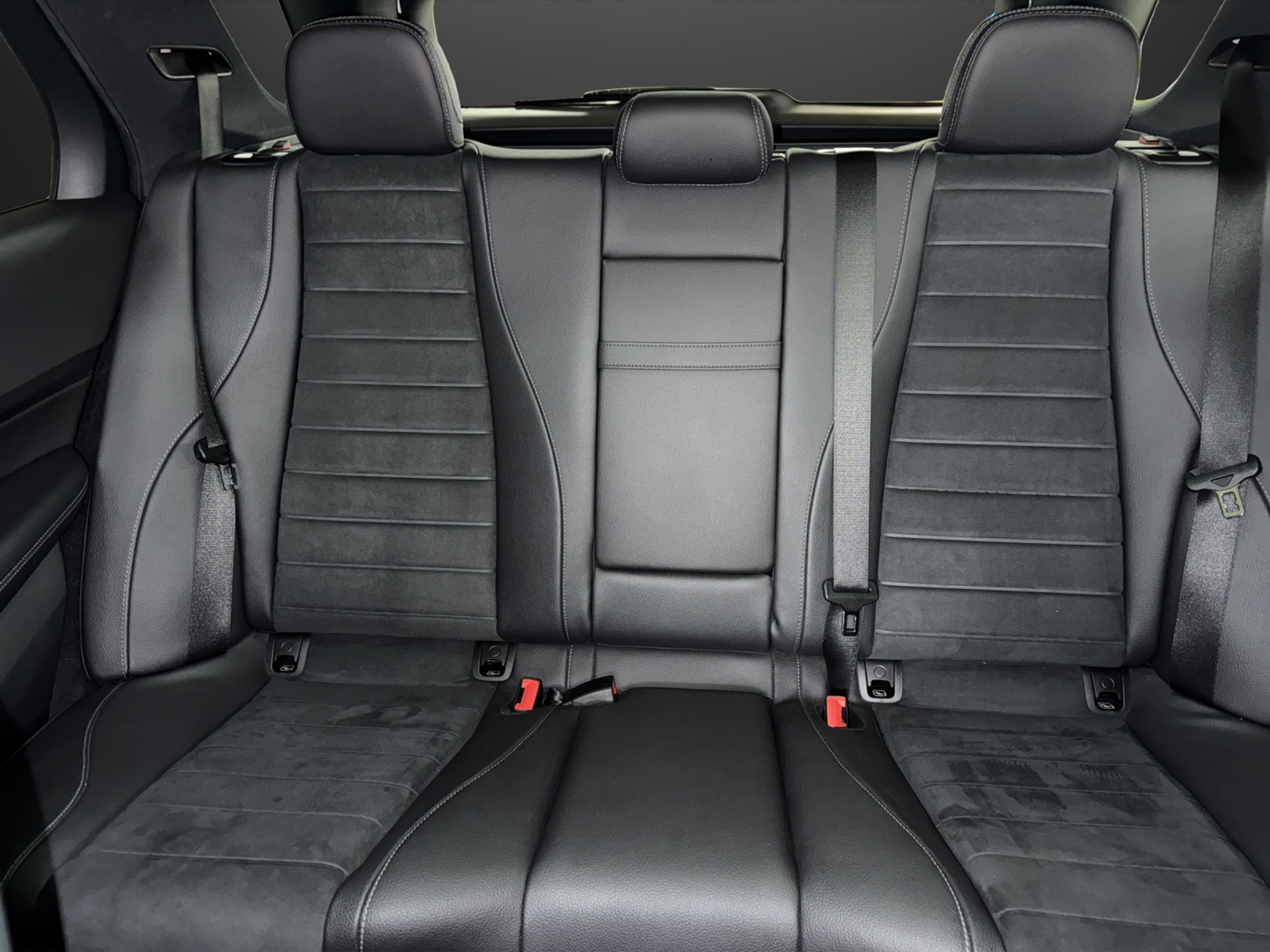 listing desktop thumbnail image 14