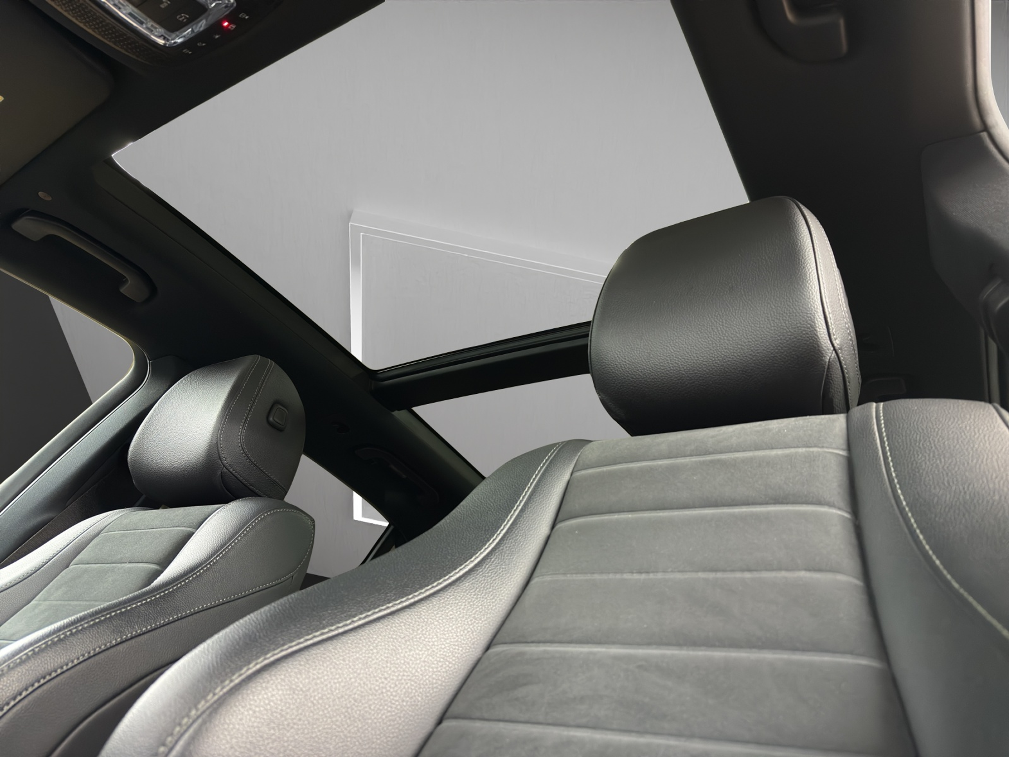 listing desktop thumbnail image 13