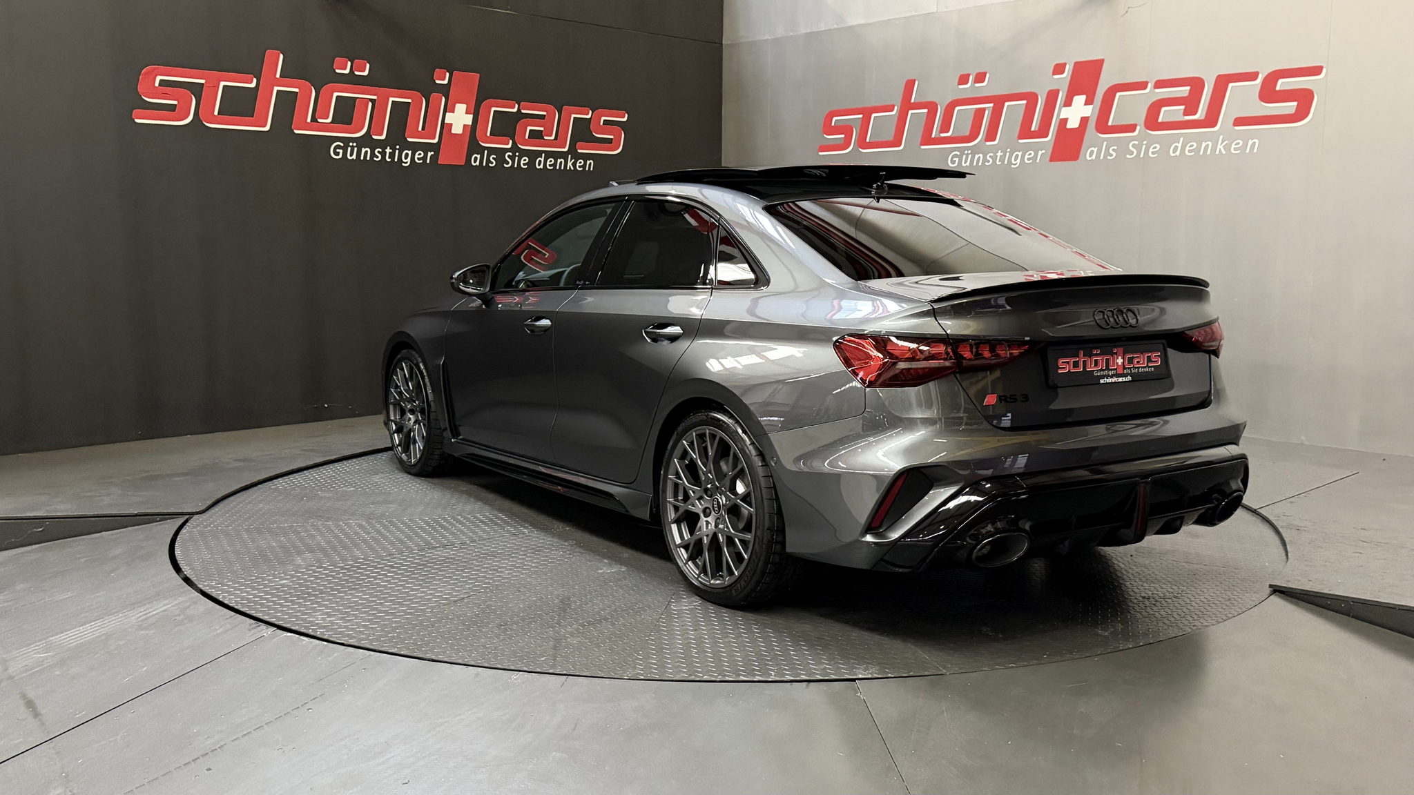 listing desktop thumbnail image 3