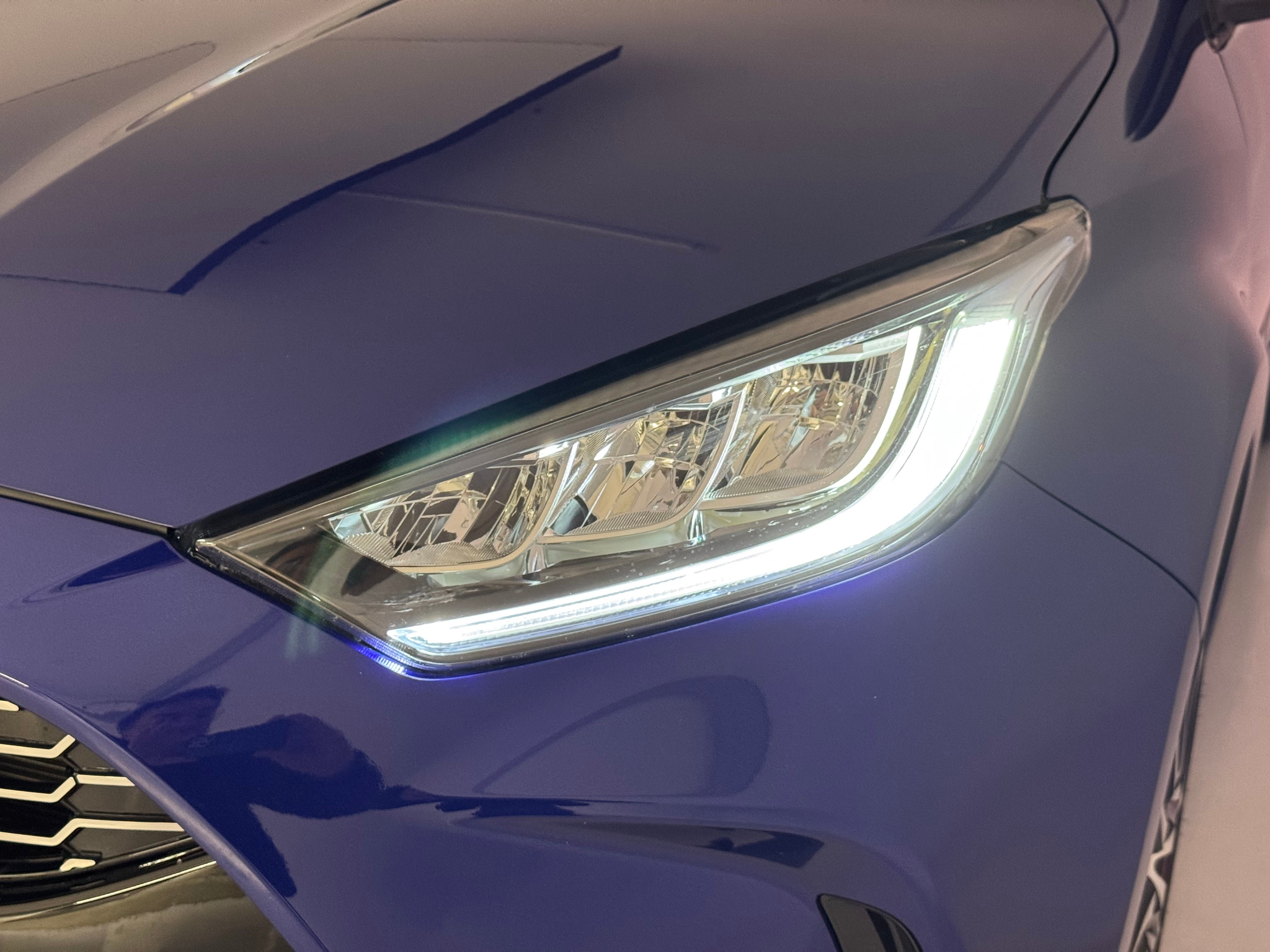 listing desktop thumbnail image 15