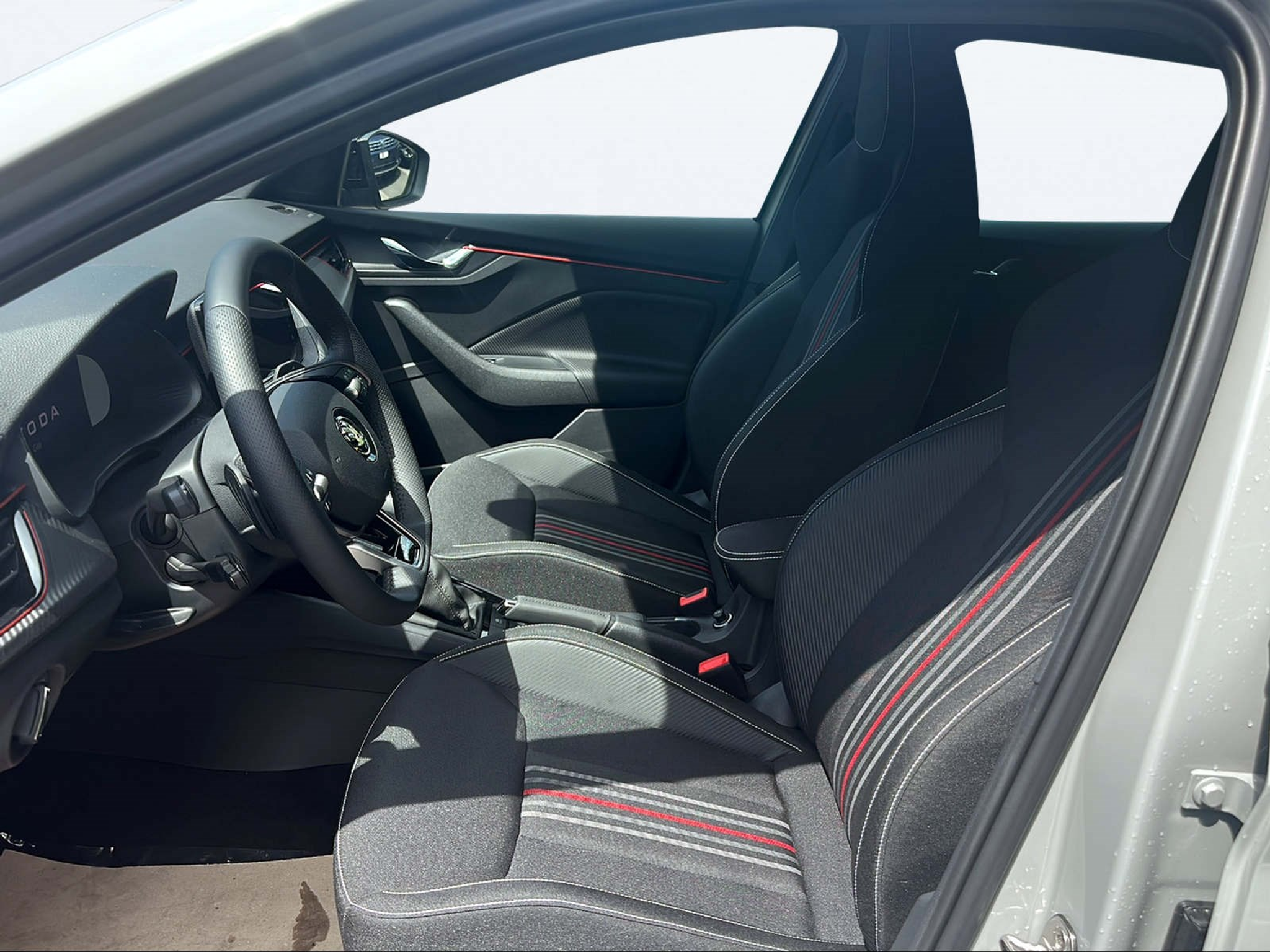 listing desktop thumbnail image 10