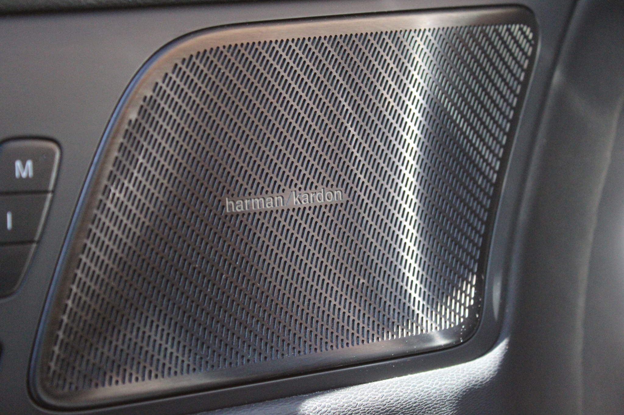 listing desktop thumbnail image 10