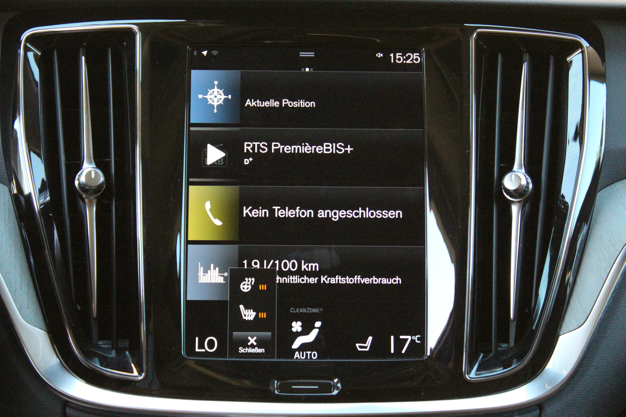 listing desktop thumbnail image 16