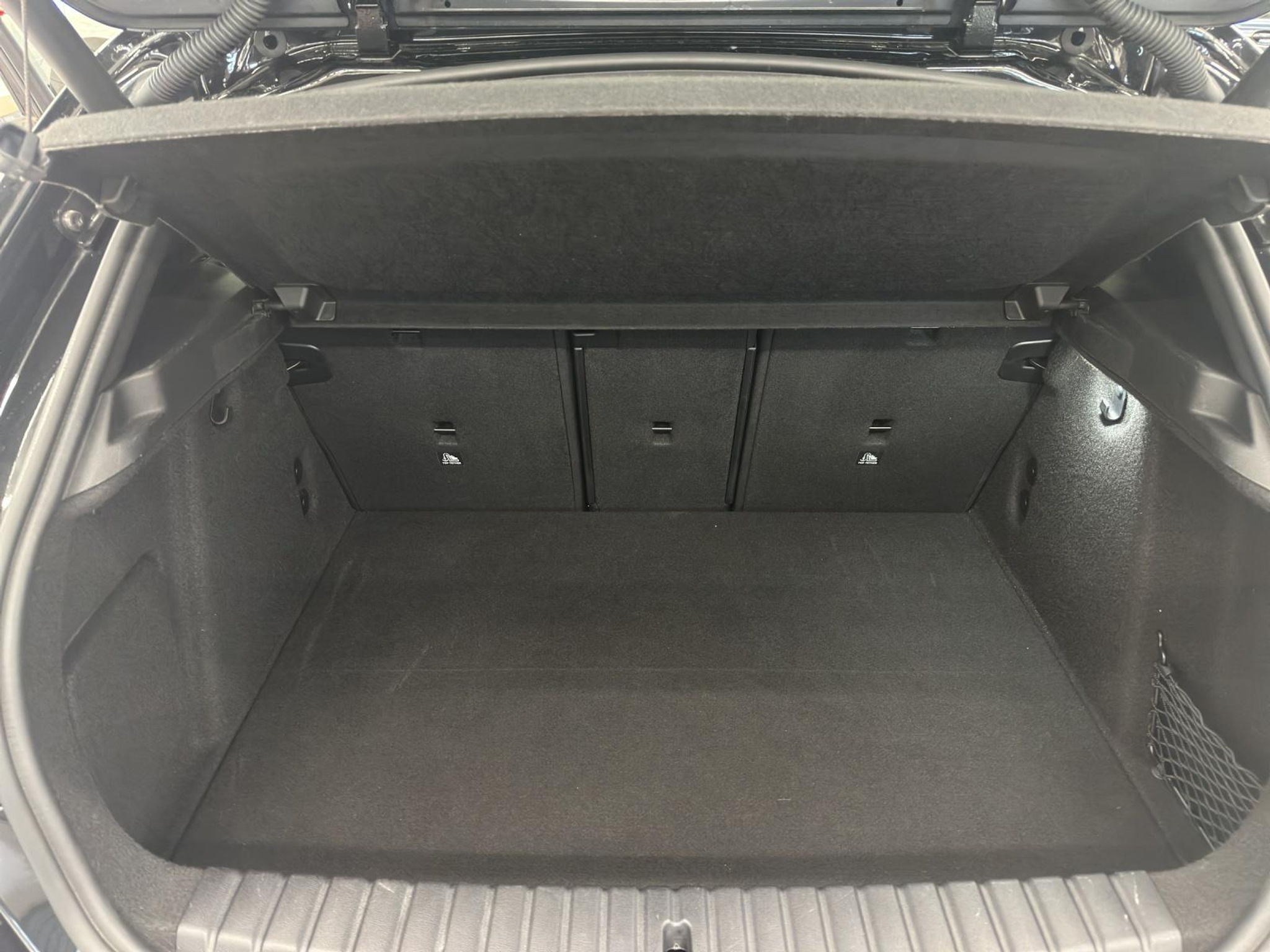 listing desktop thumbnail image 17