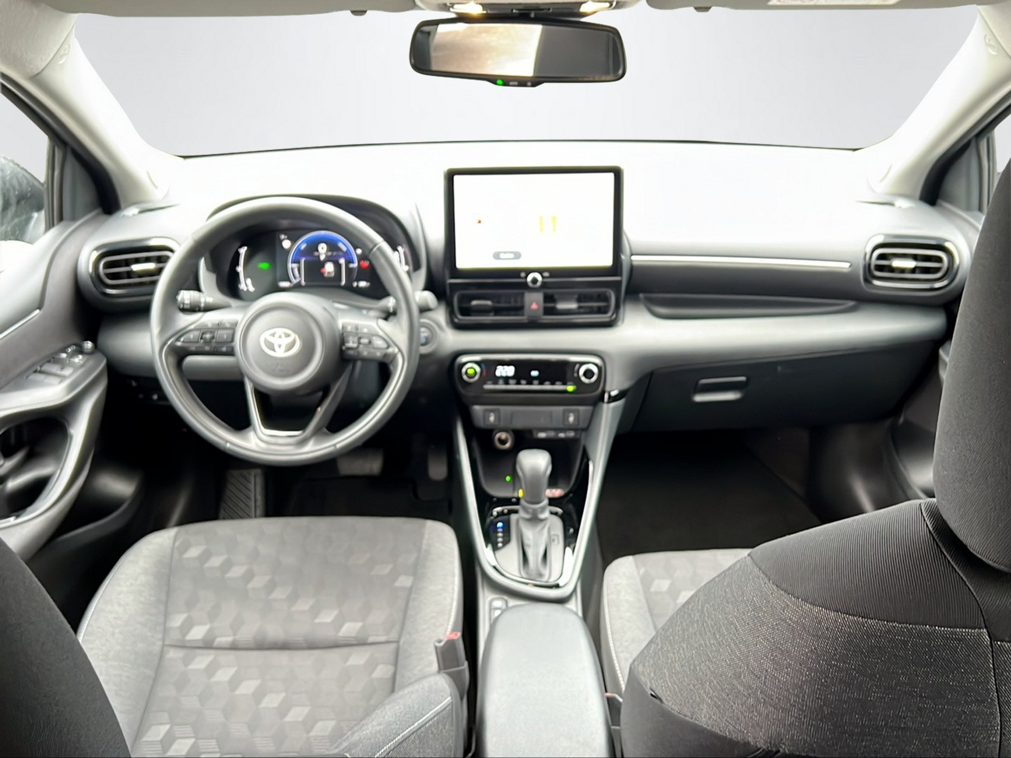 listing desktop thumbnail image 11