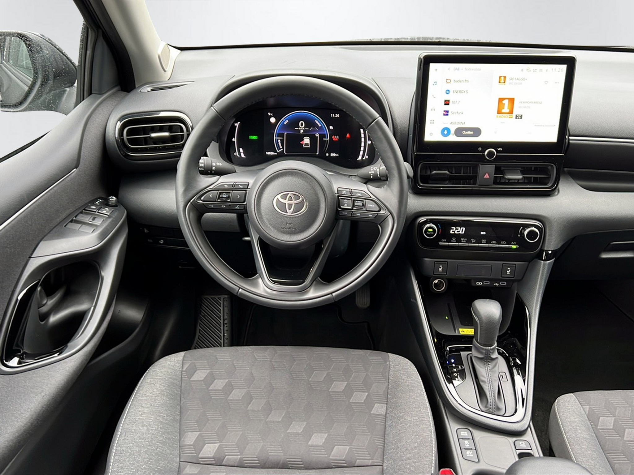 listing desktop thumbnail image 12