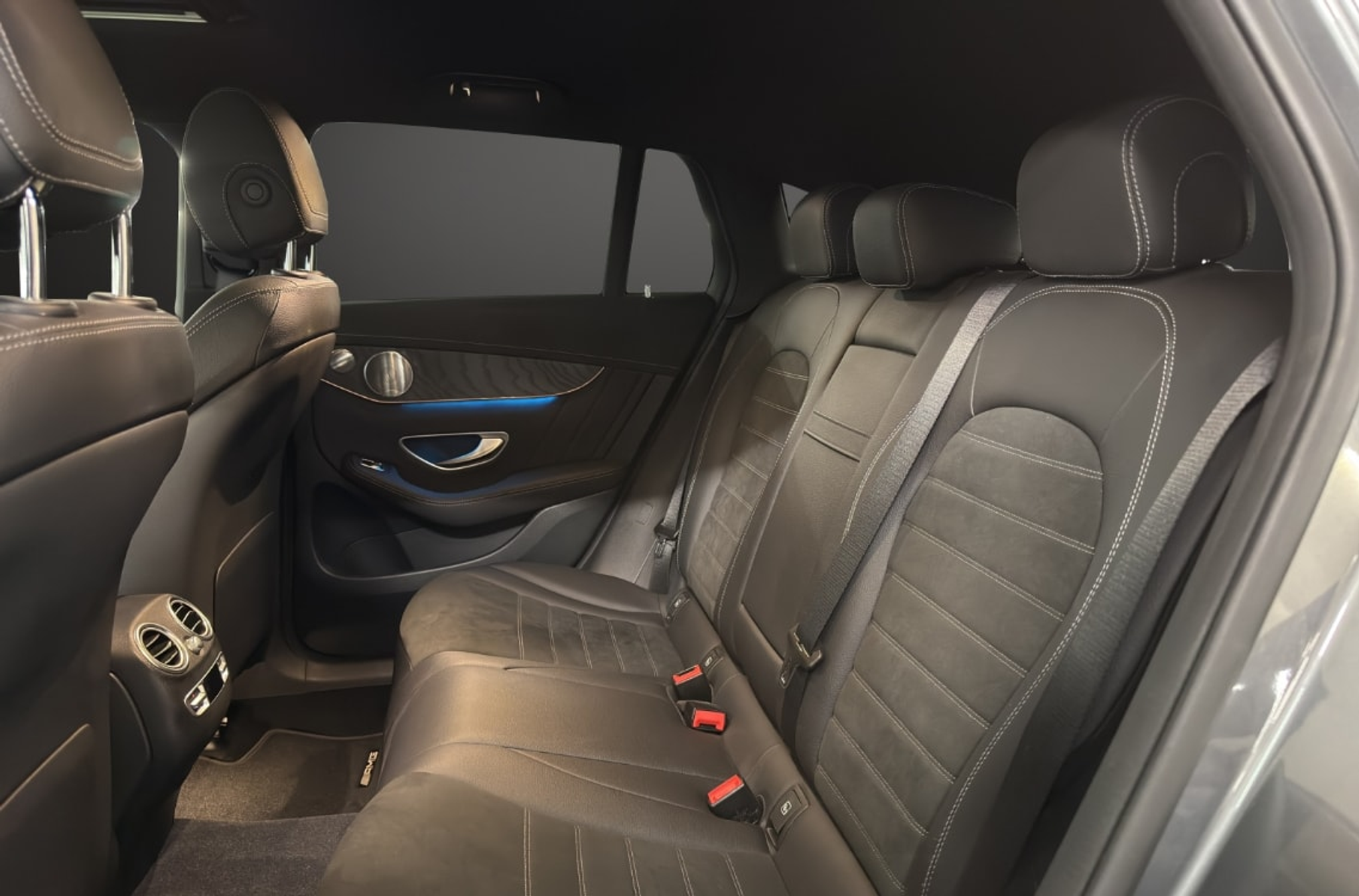 listing desktop thumbnail image 9