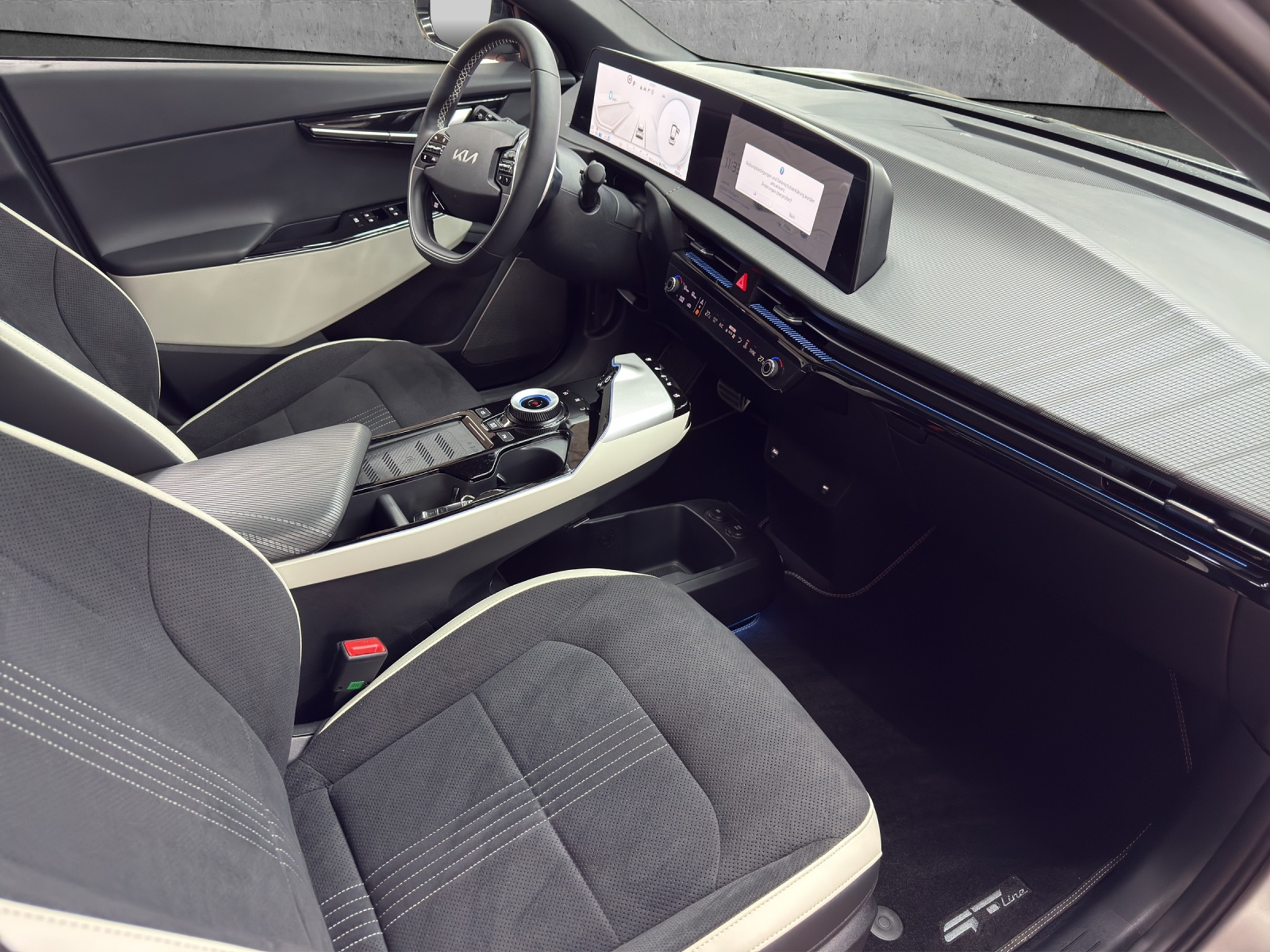 listing desktop thumbnail image 10