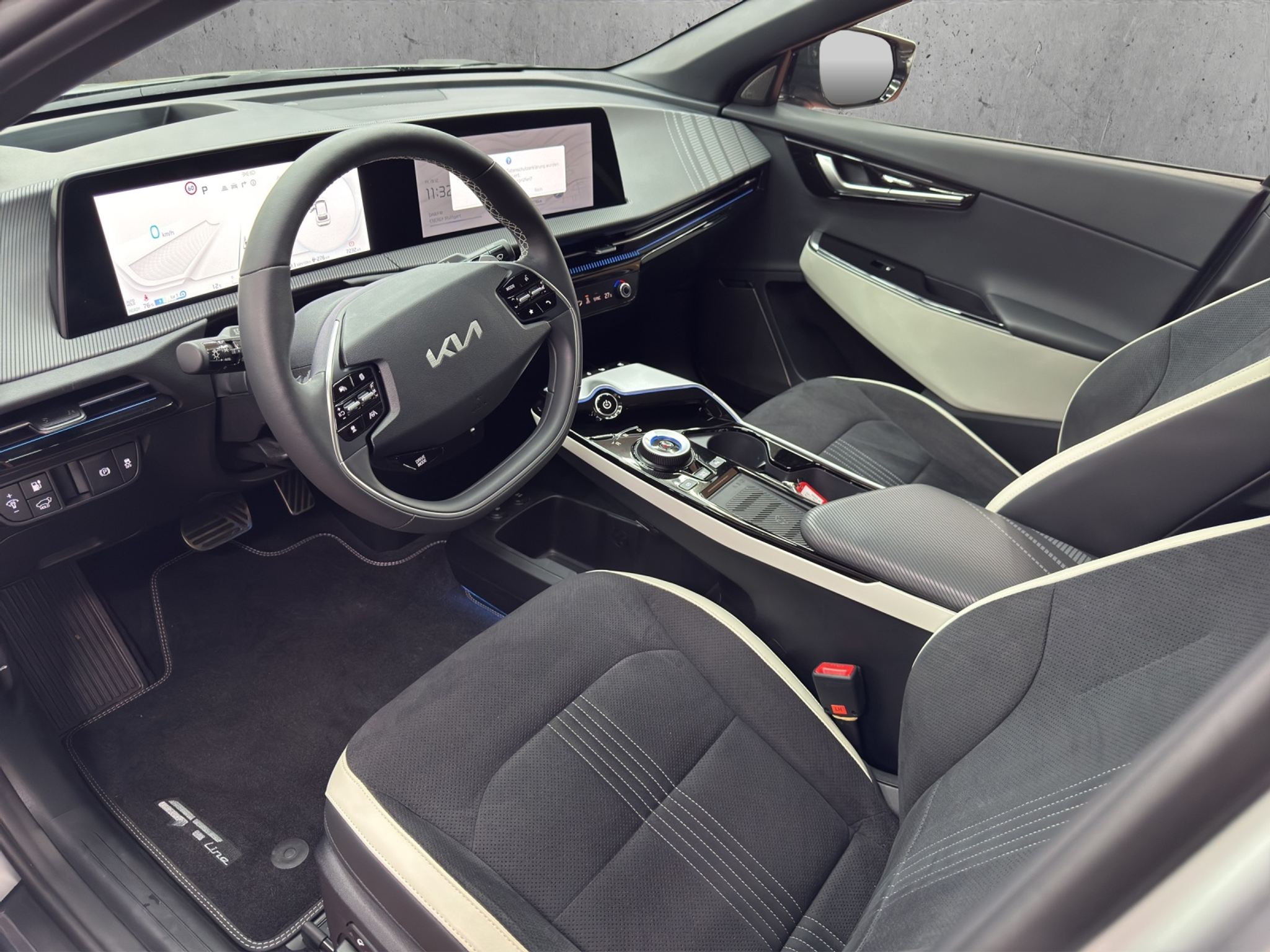 listing desktop thumbnail image 6