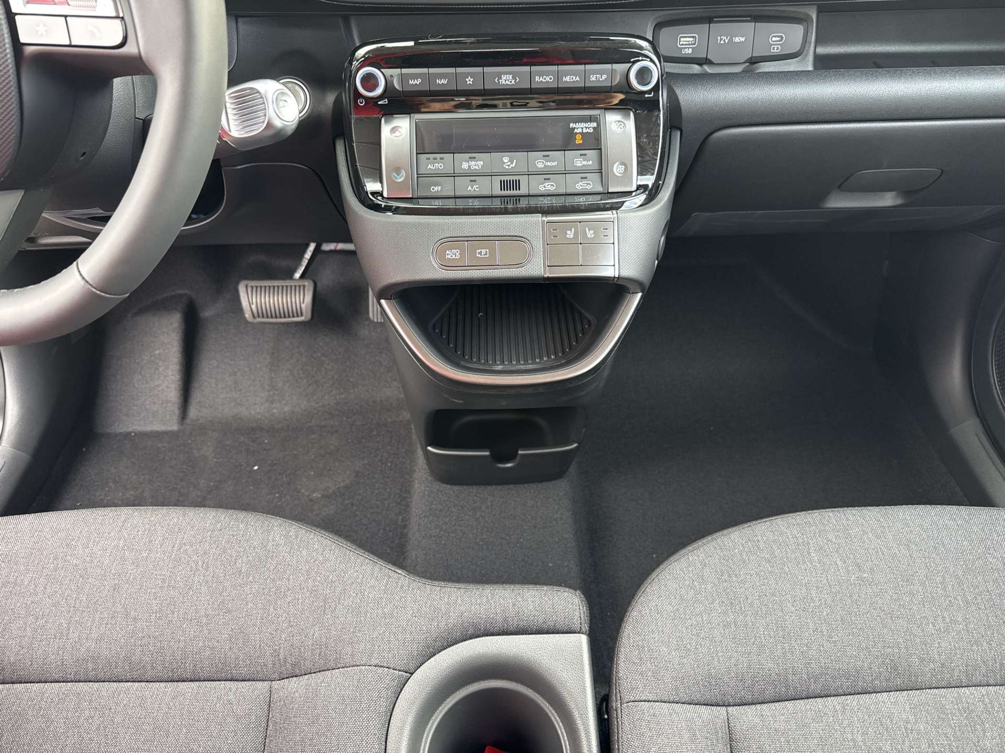 listing desktop thumbnail image 10