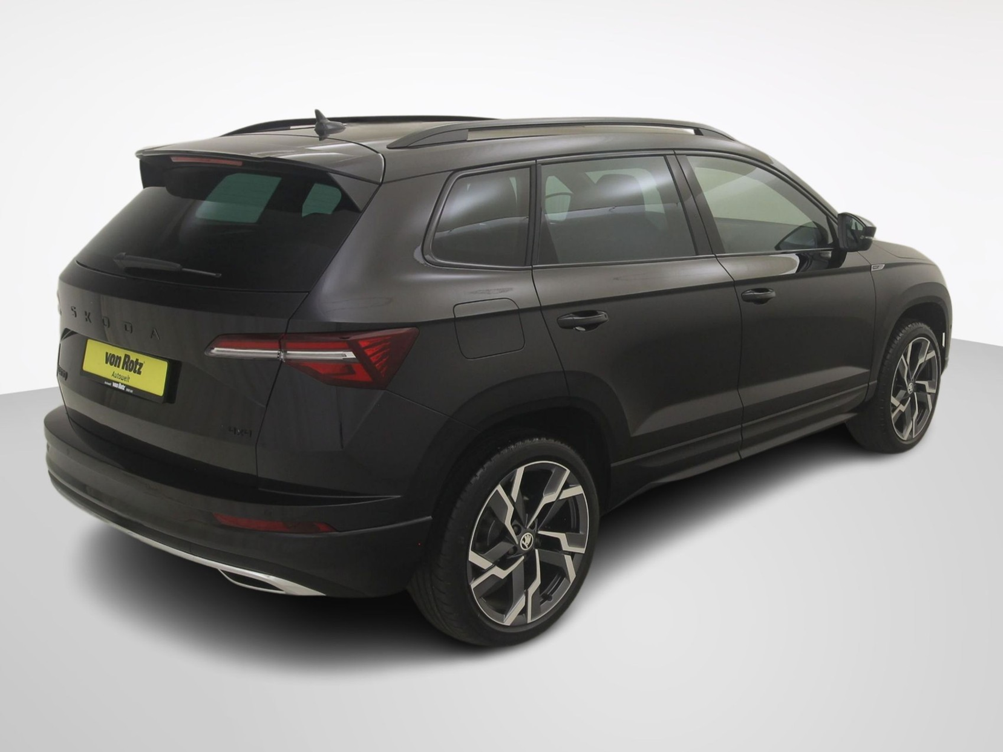 listing desktop thumbnail image 4