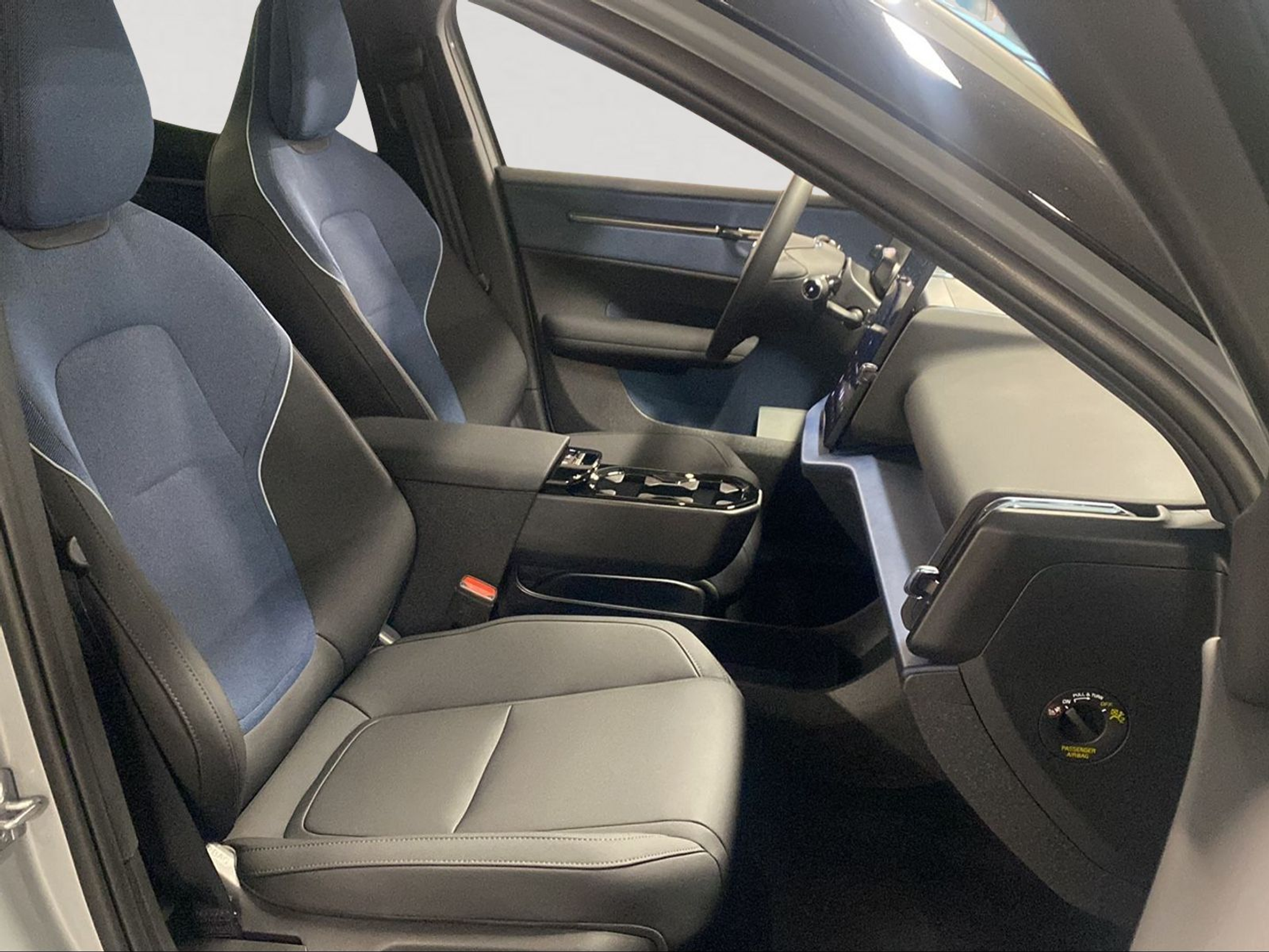 listing desktop thumbnail image 9