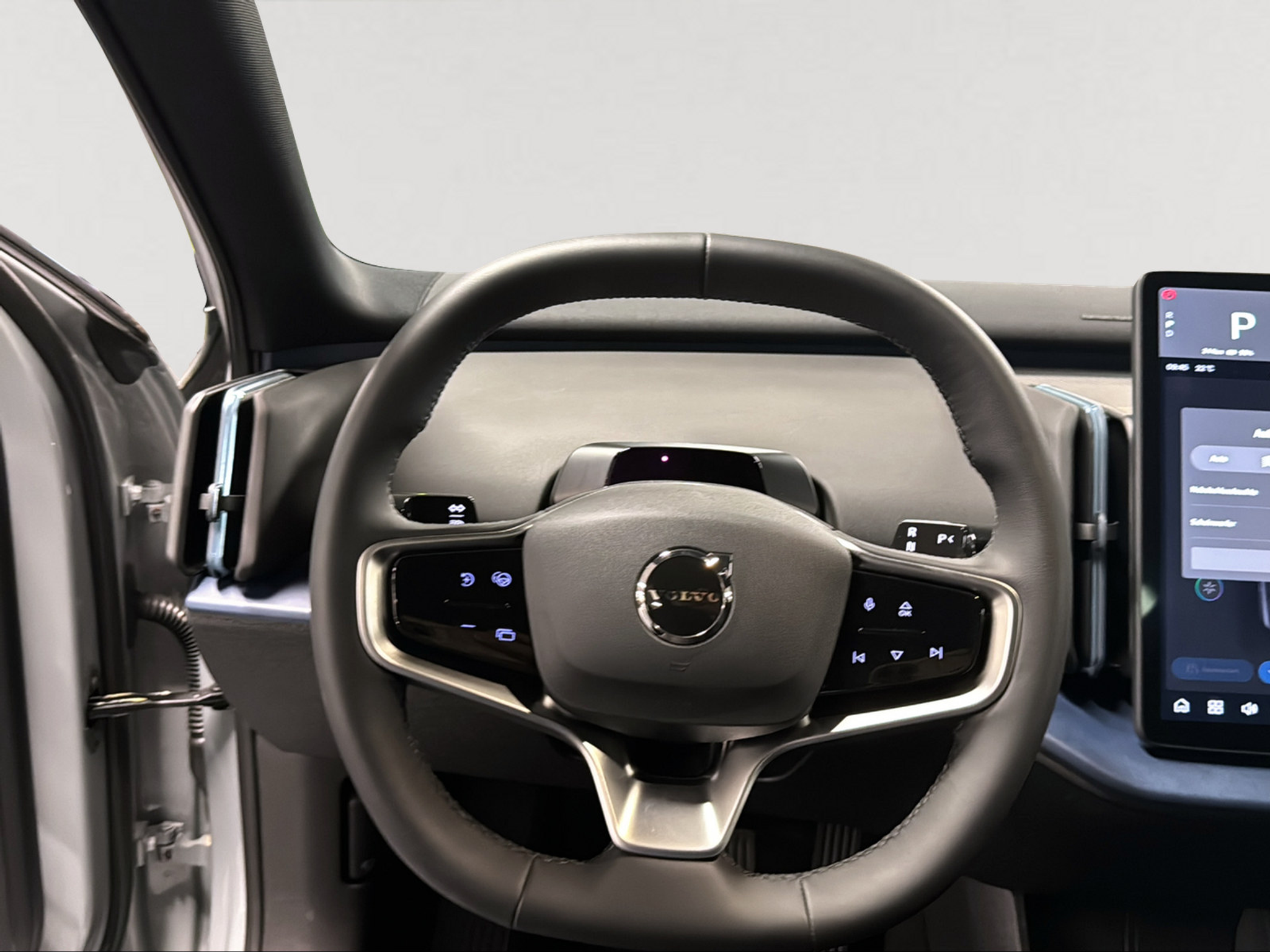 listing desktop thumbnail image 12