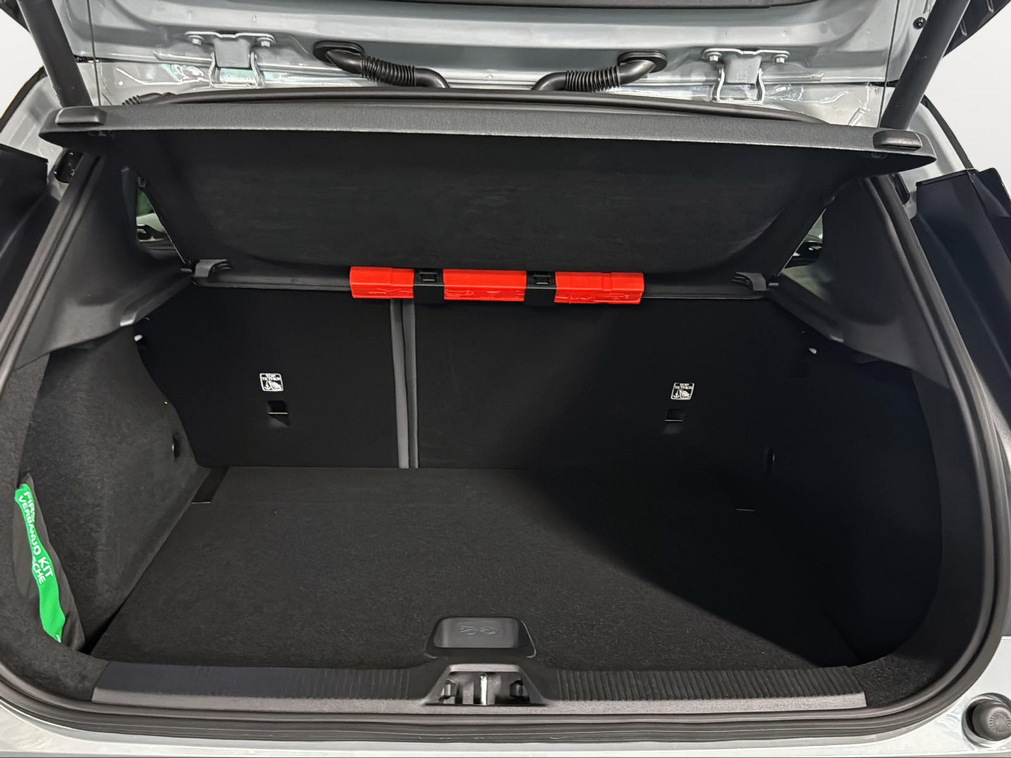 listing desktop thumbnail image 13