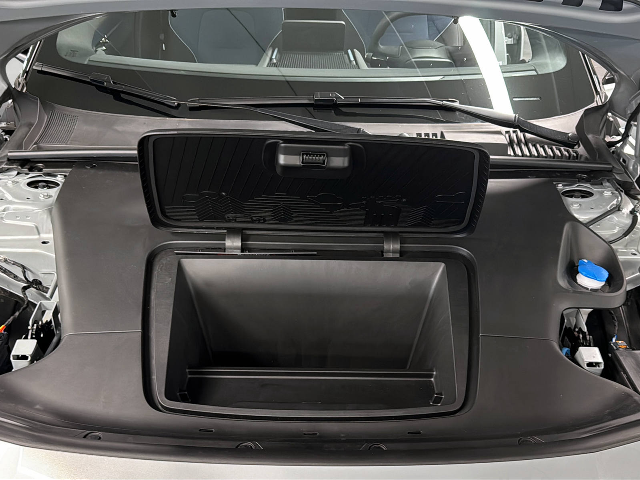 listing desktop thumbnail image 16