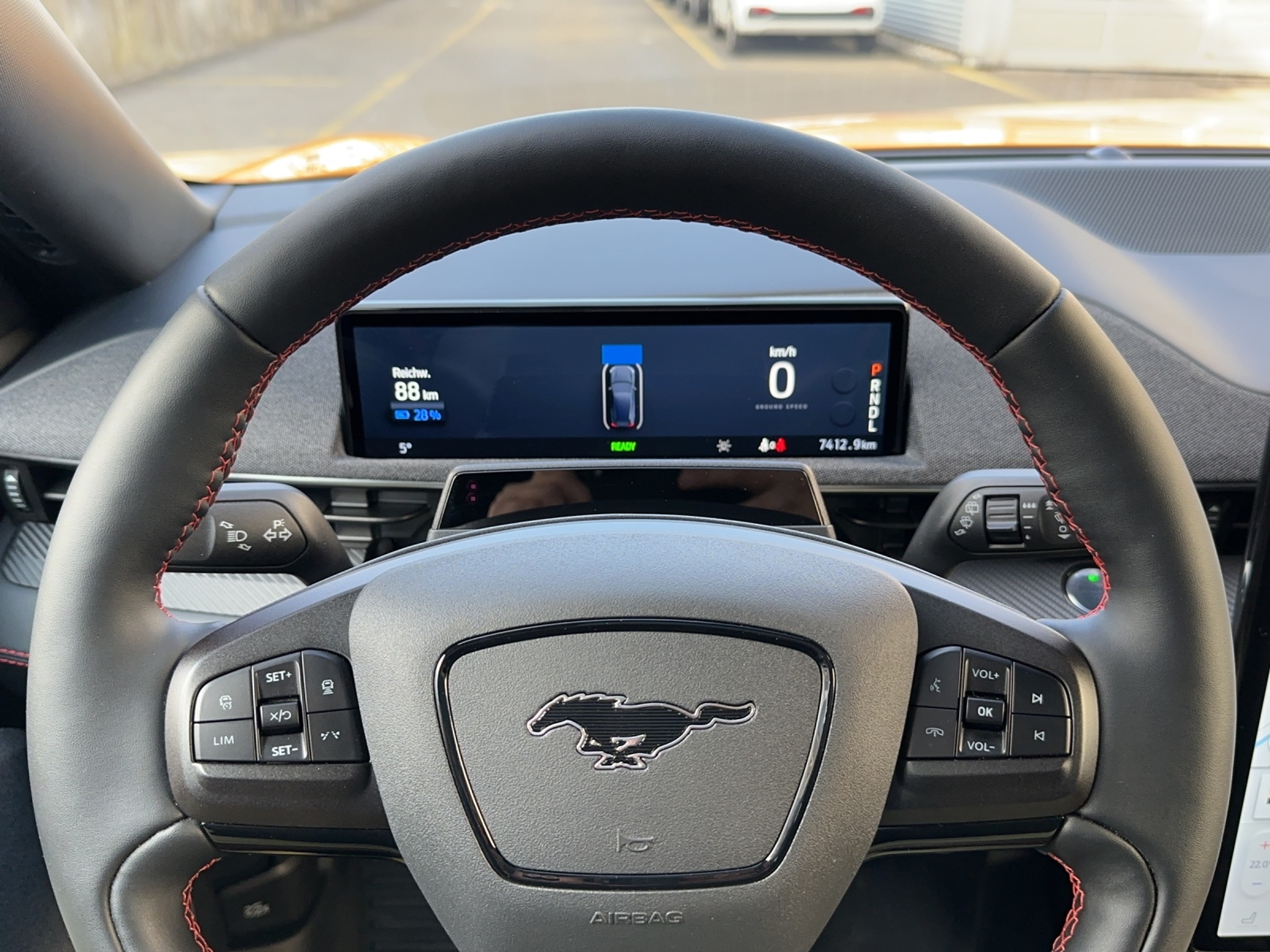 listing desktop thumbnail image 9