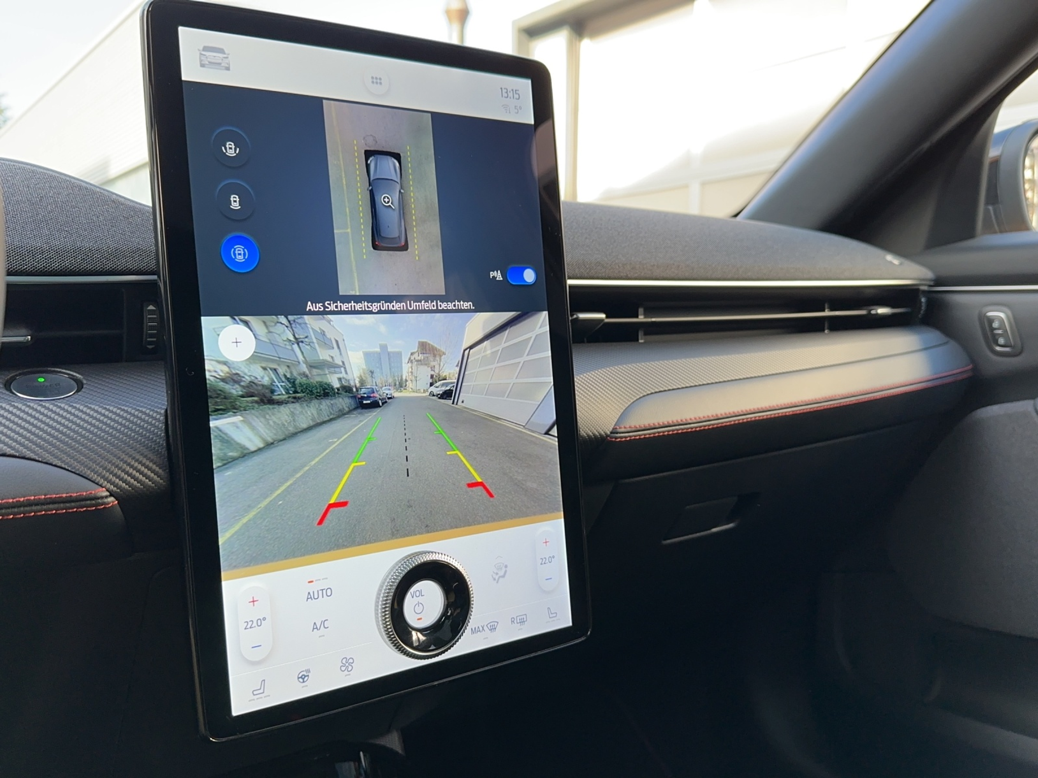 listing desktop thumbnail image 11