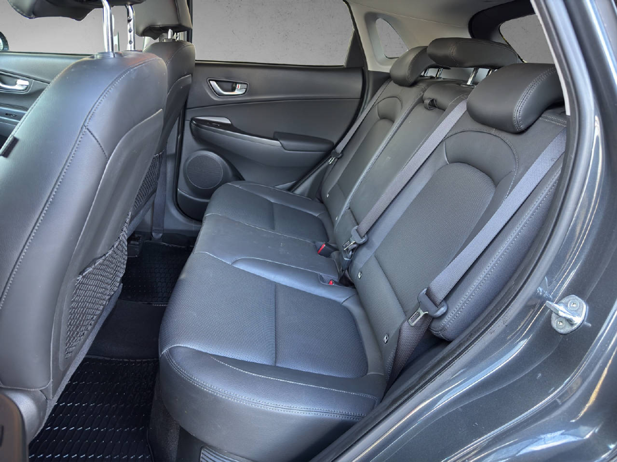 listing desktop thumbnail image 13