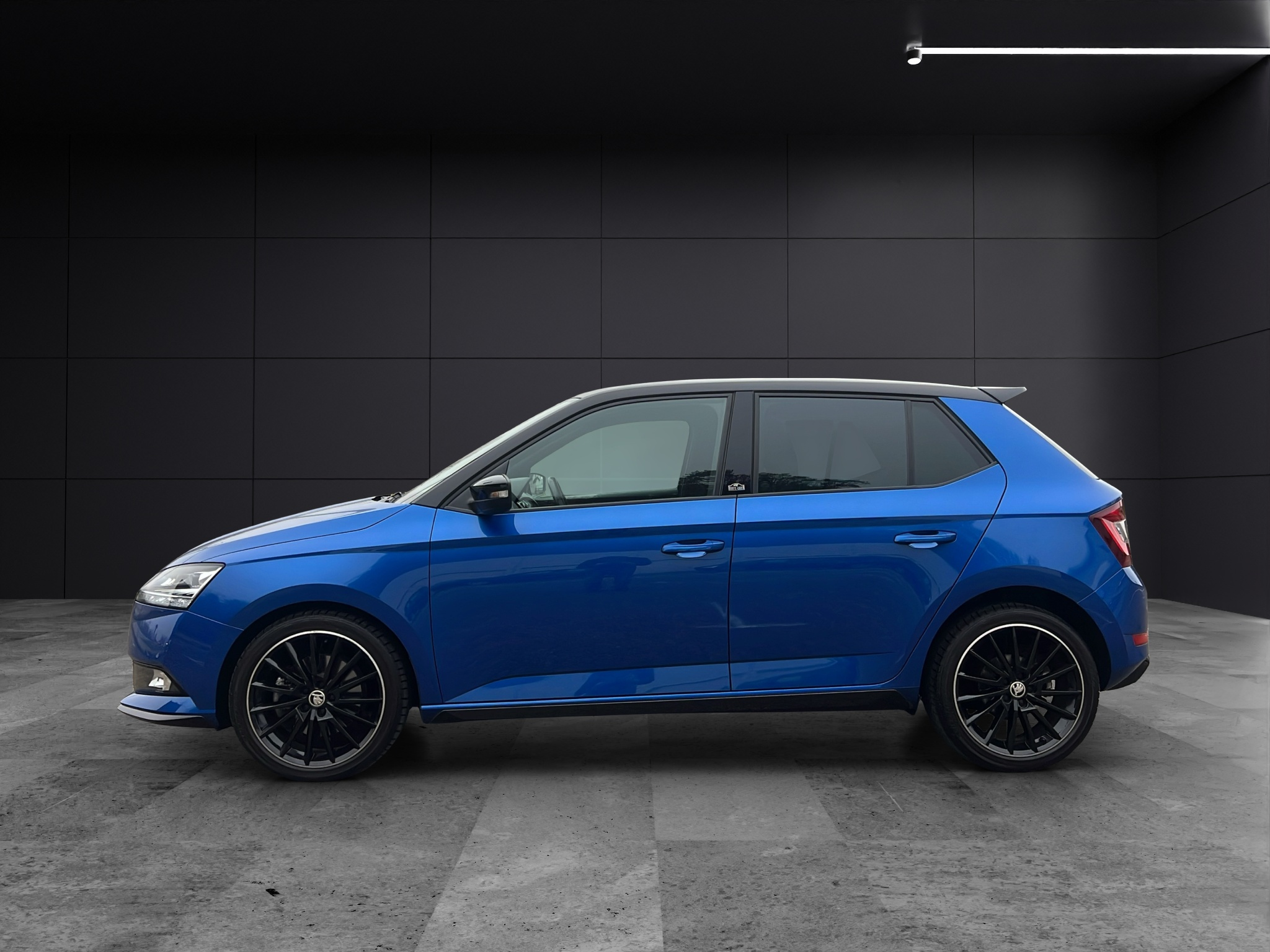 listing desktop thumbnail image 2